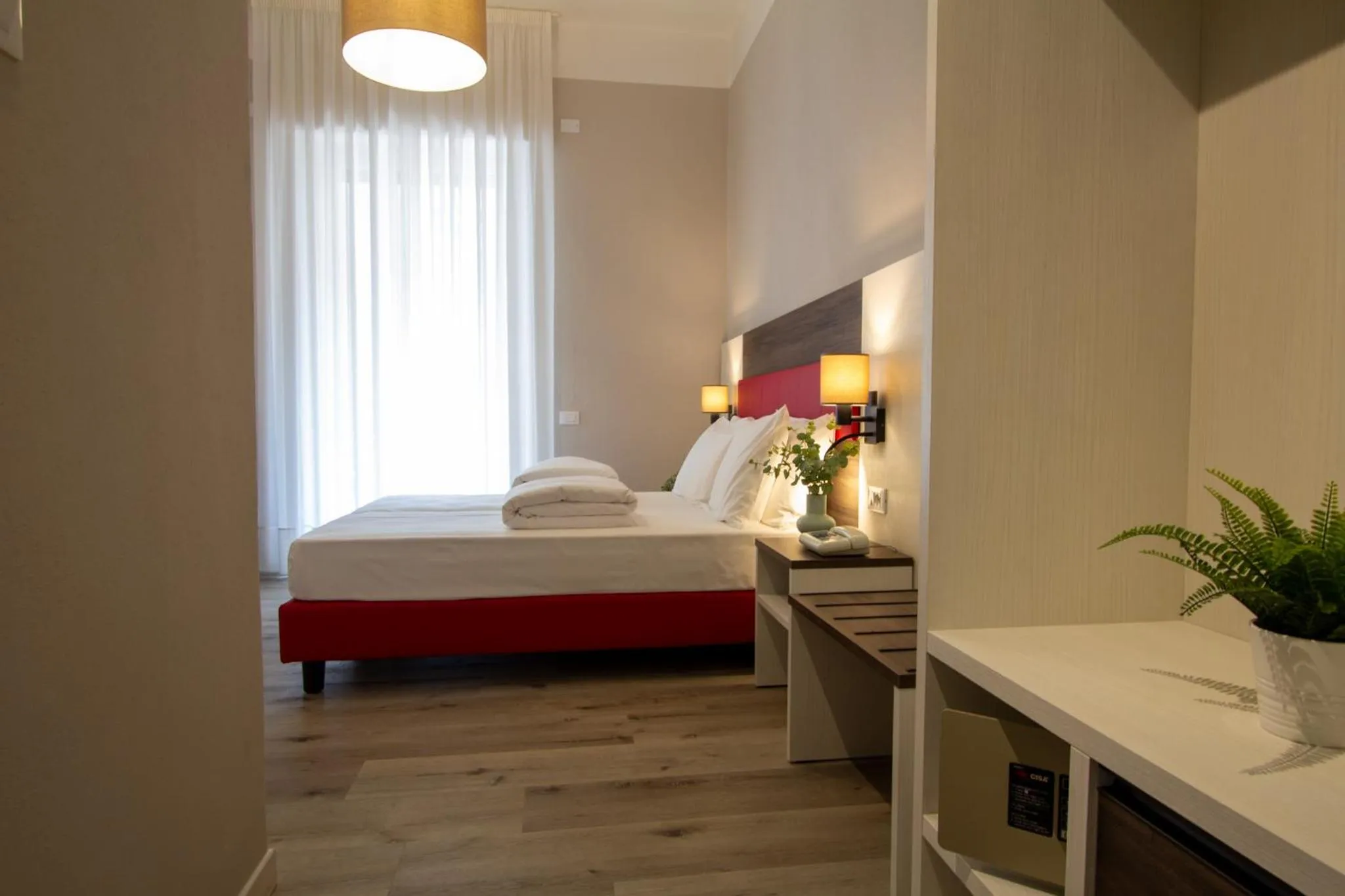 Bedroom, Bed in Hotel Benacus Torri del Benaco