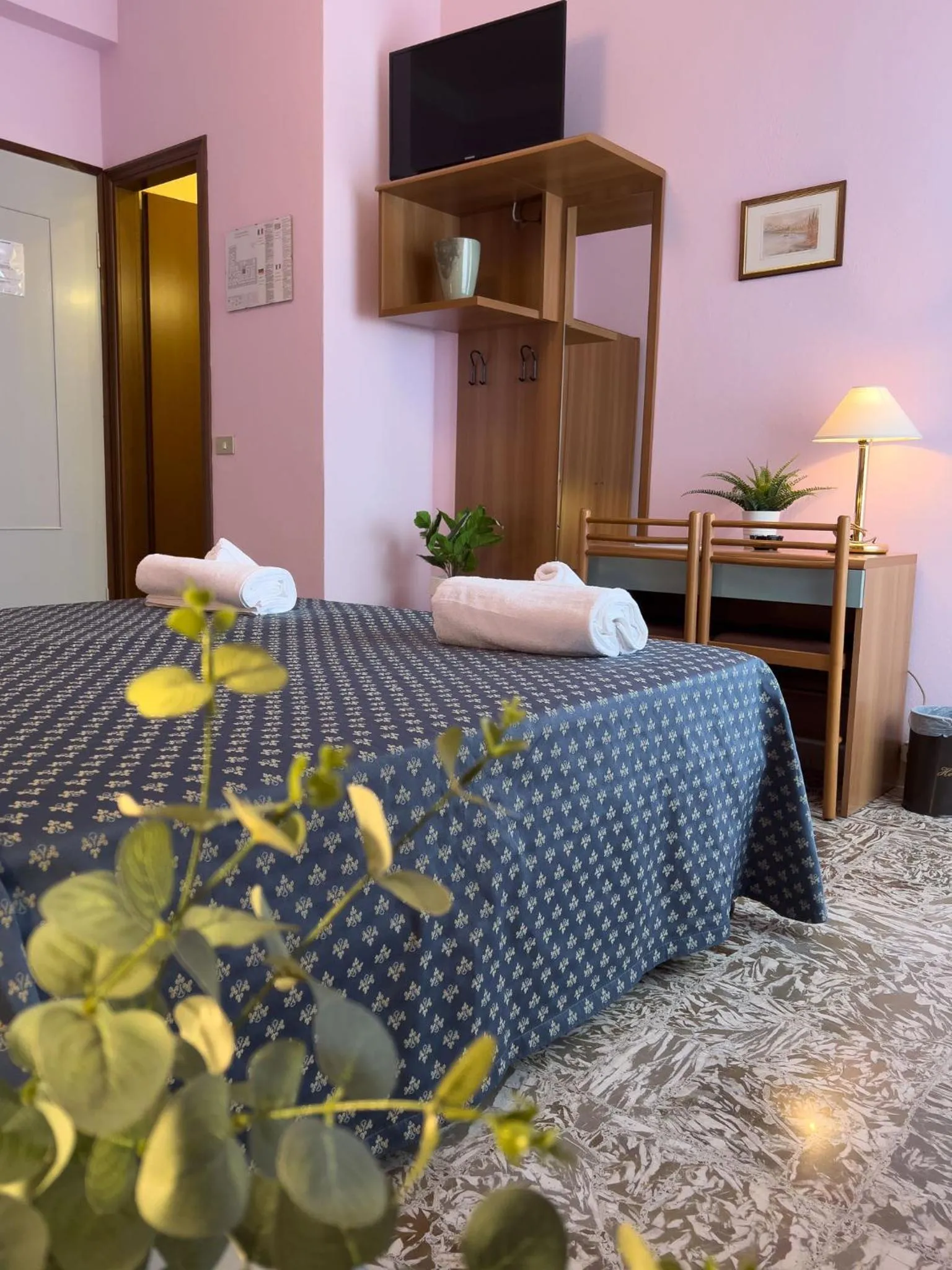 Bed in Hotel Benacus Torri del Benaco