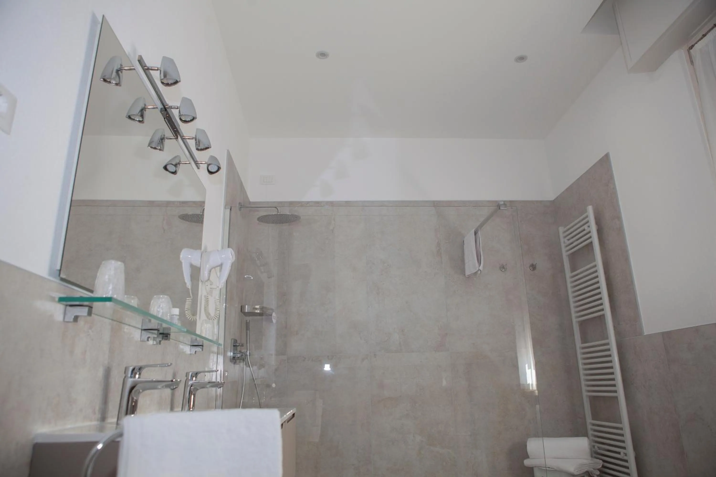 Hotel Benacus Torri del Benaco