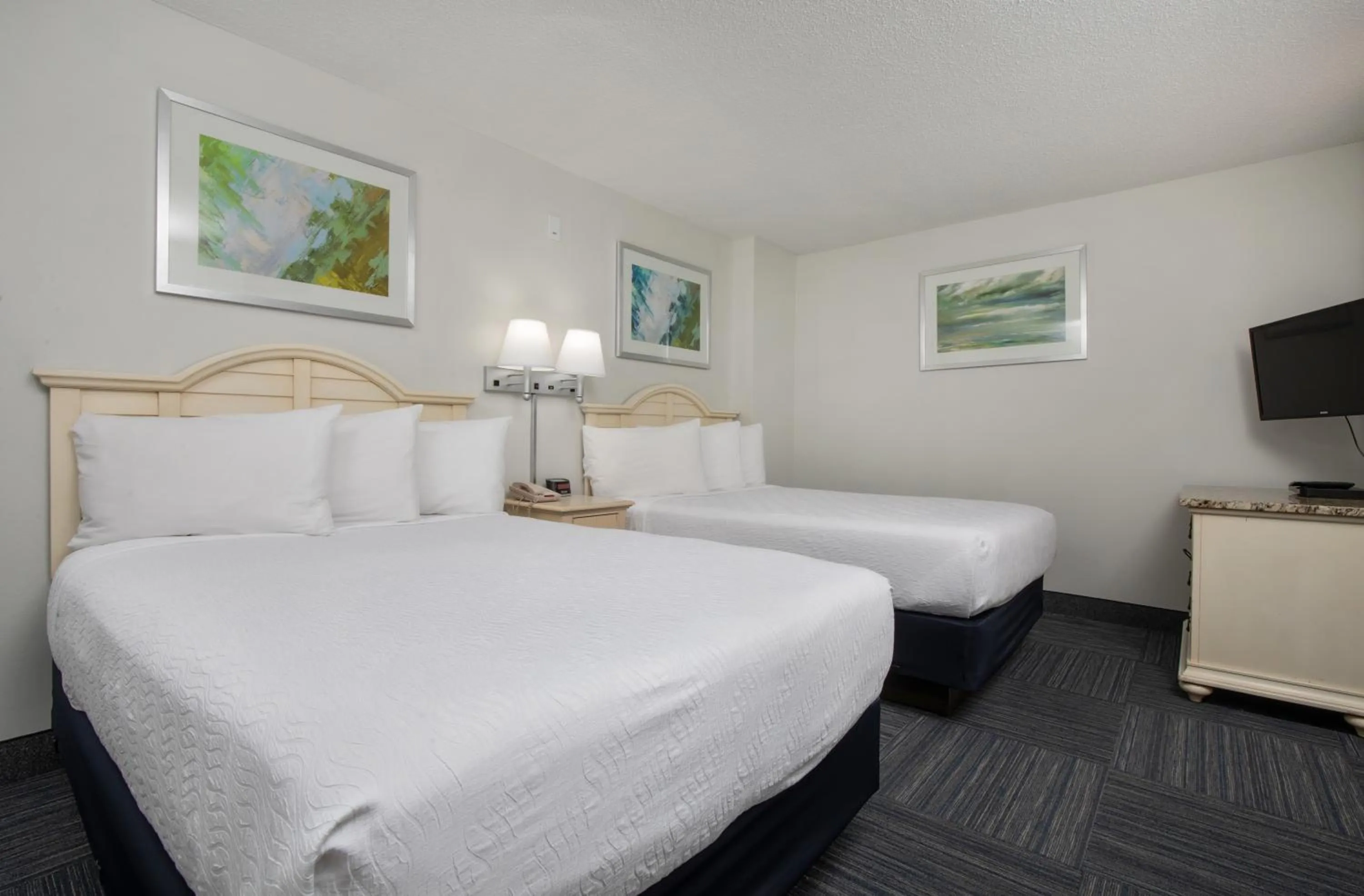 Bedroom, Bed in Avista Resort