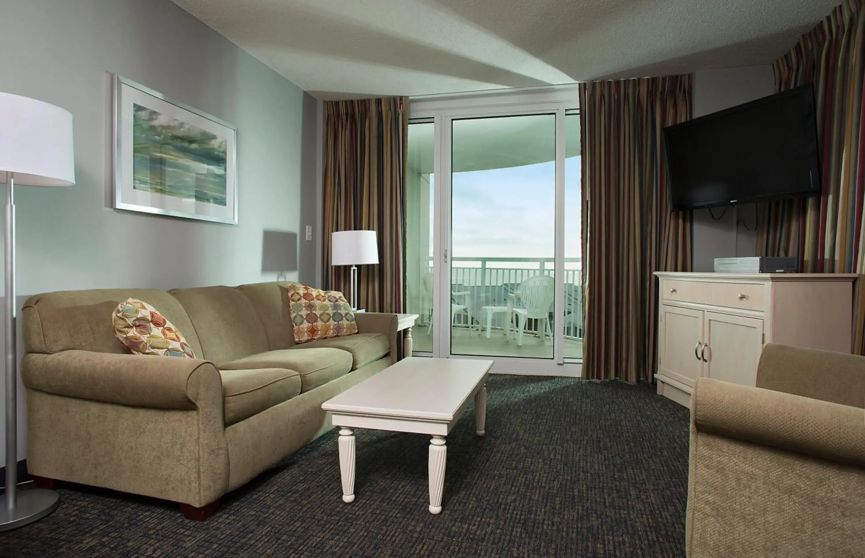 One-Bedroom Corner Suite in Avista Resort One-Bedroom Corner Suite in Avista Resort