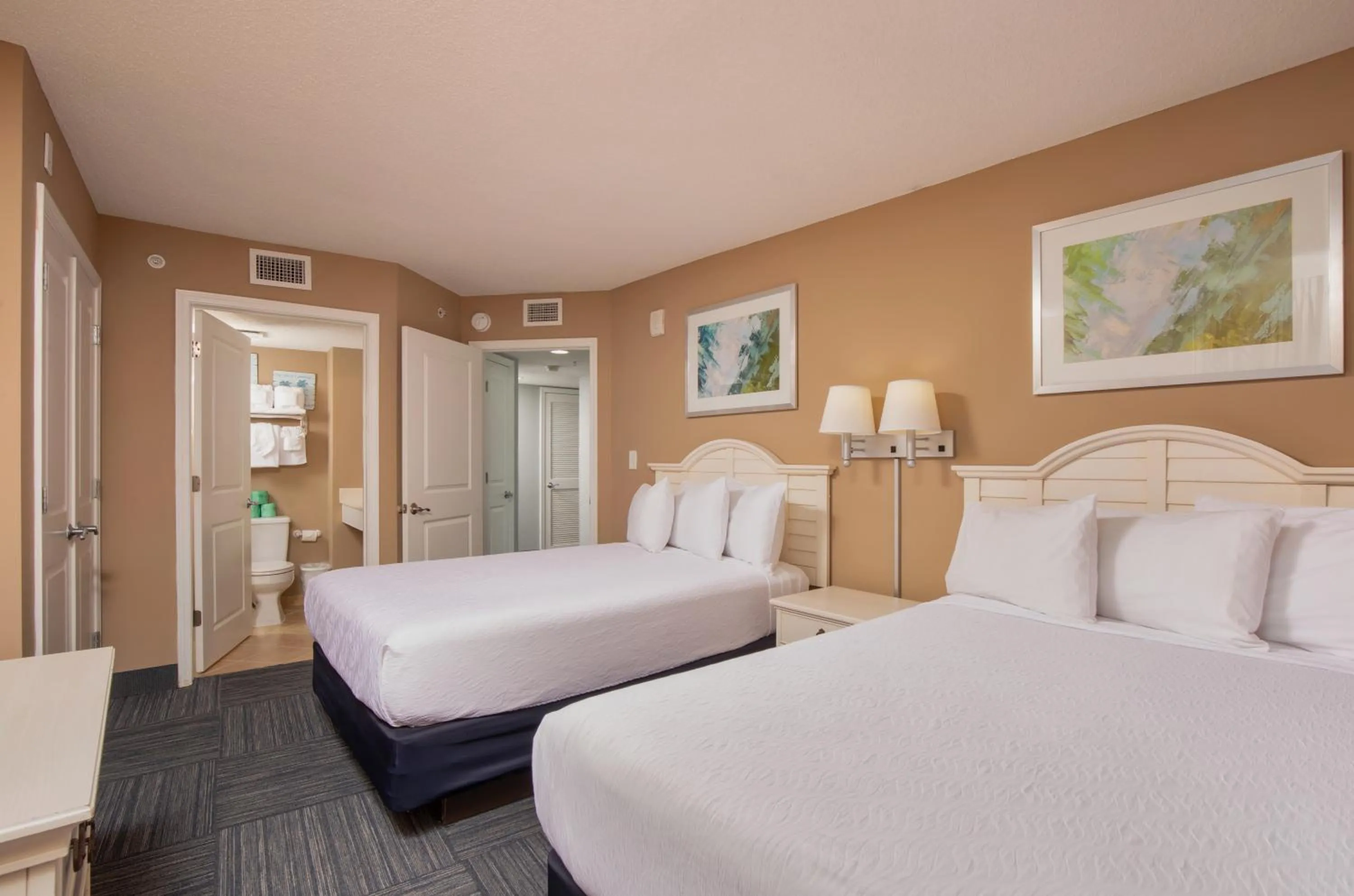 Bedroom, Bed in Avista Resort