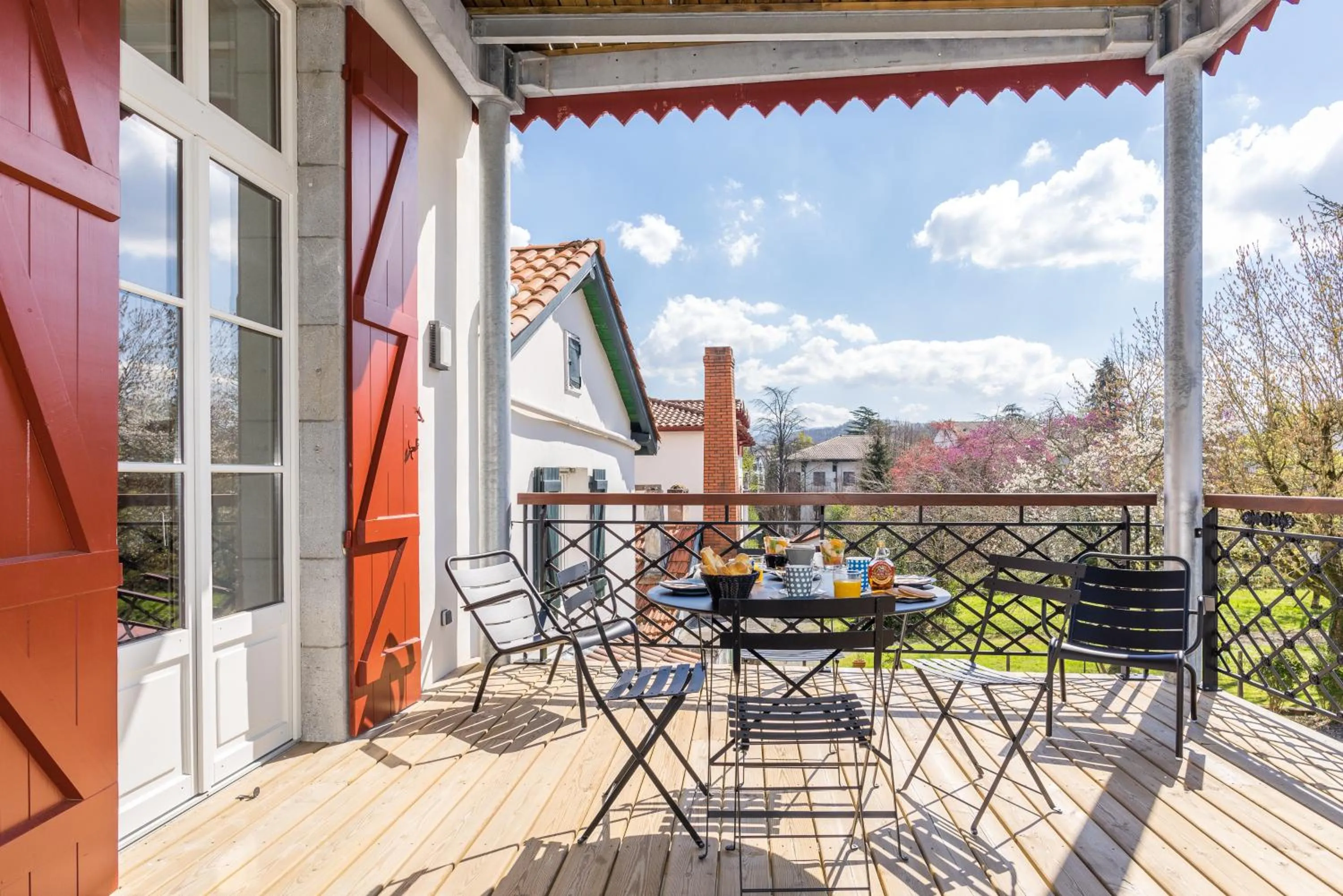 Jondoni Laurendi Kanbo