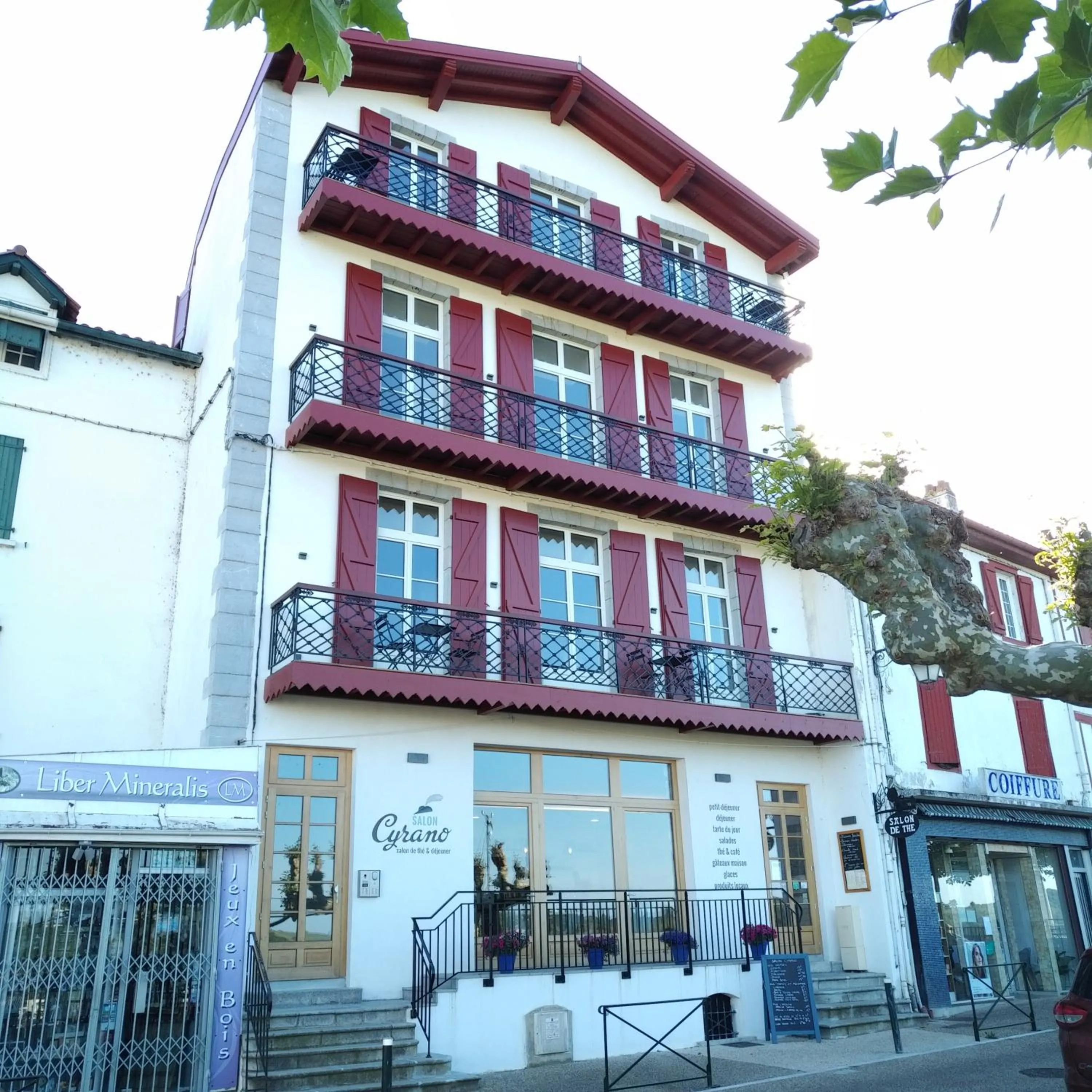 Jondoni Laurendi Kanbo