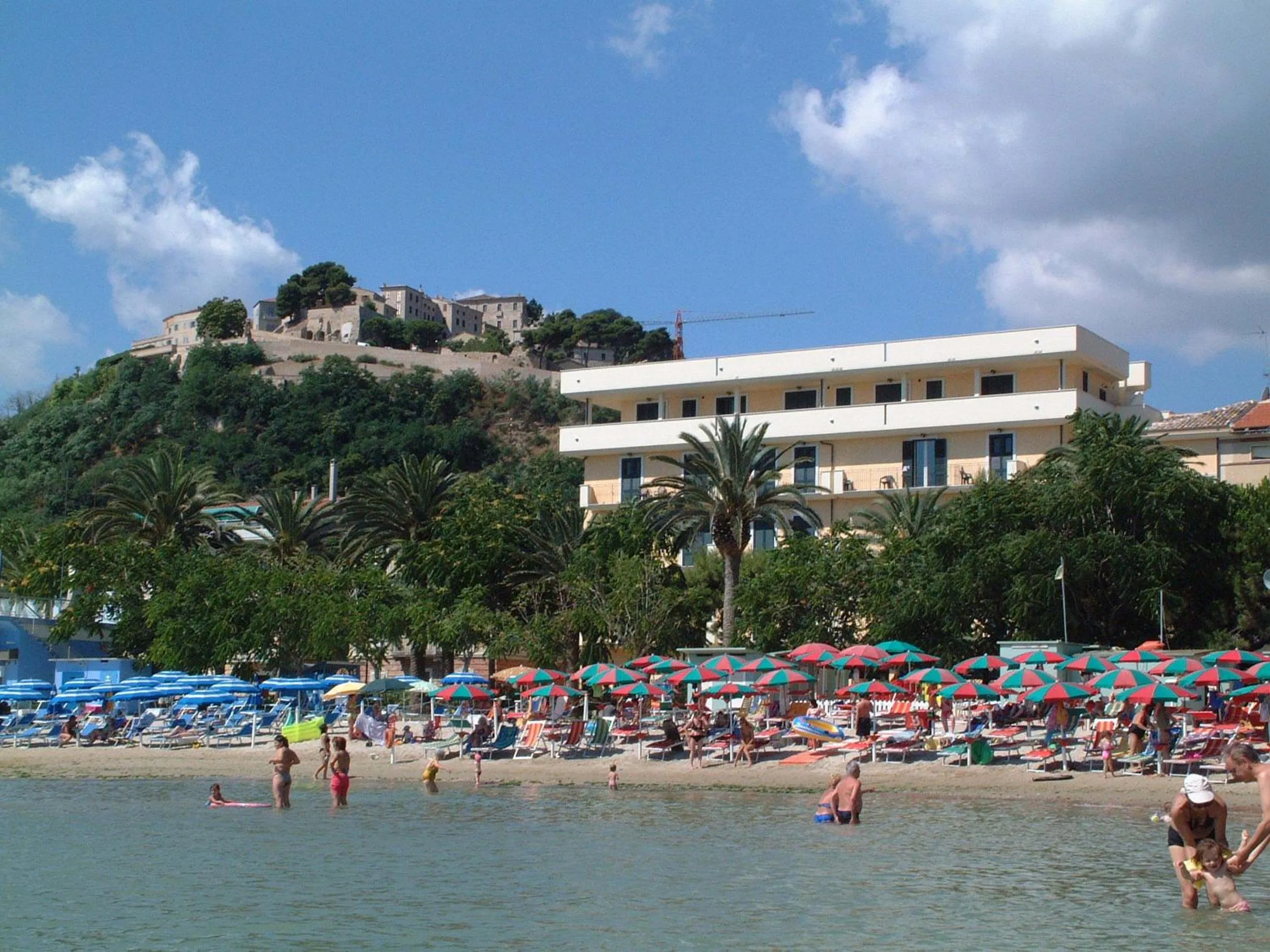 Beach in Hotel Capital