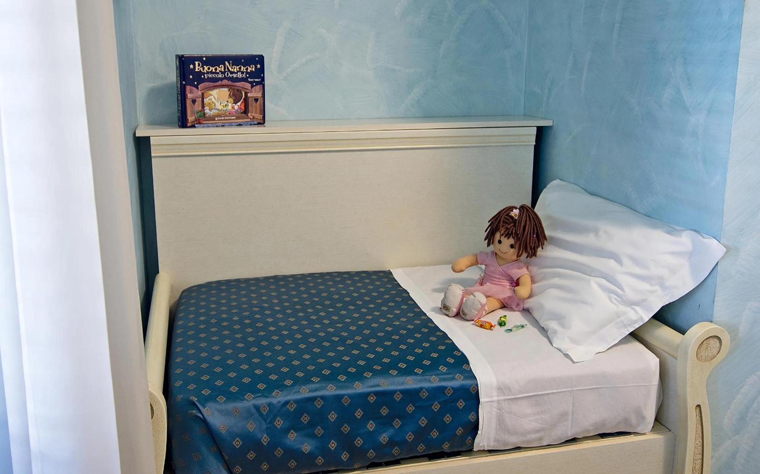 Decorative detail in Hotel Capital