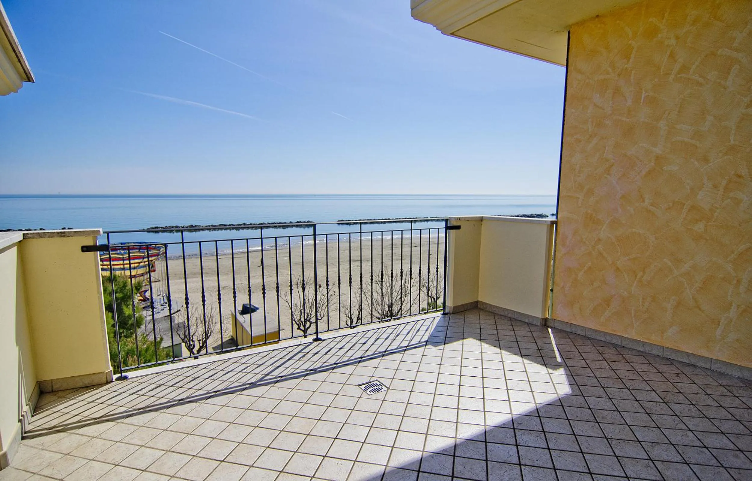 Balcony/Terrace in Hotel Capital