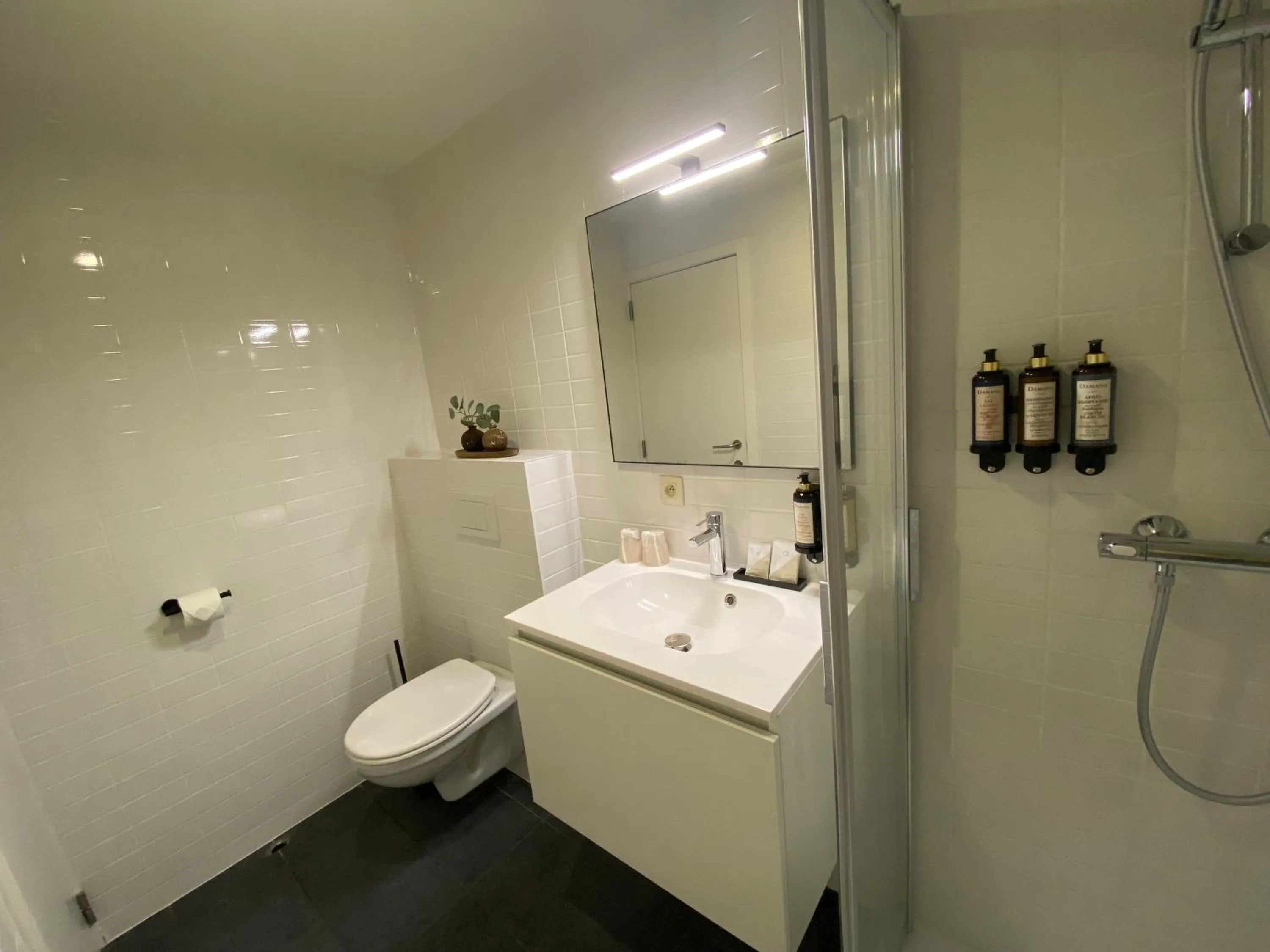 Shower in Landgoed De Hoogmolen