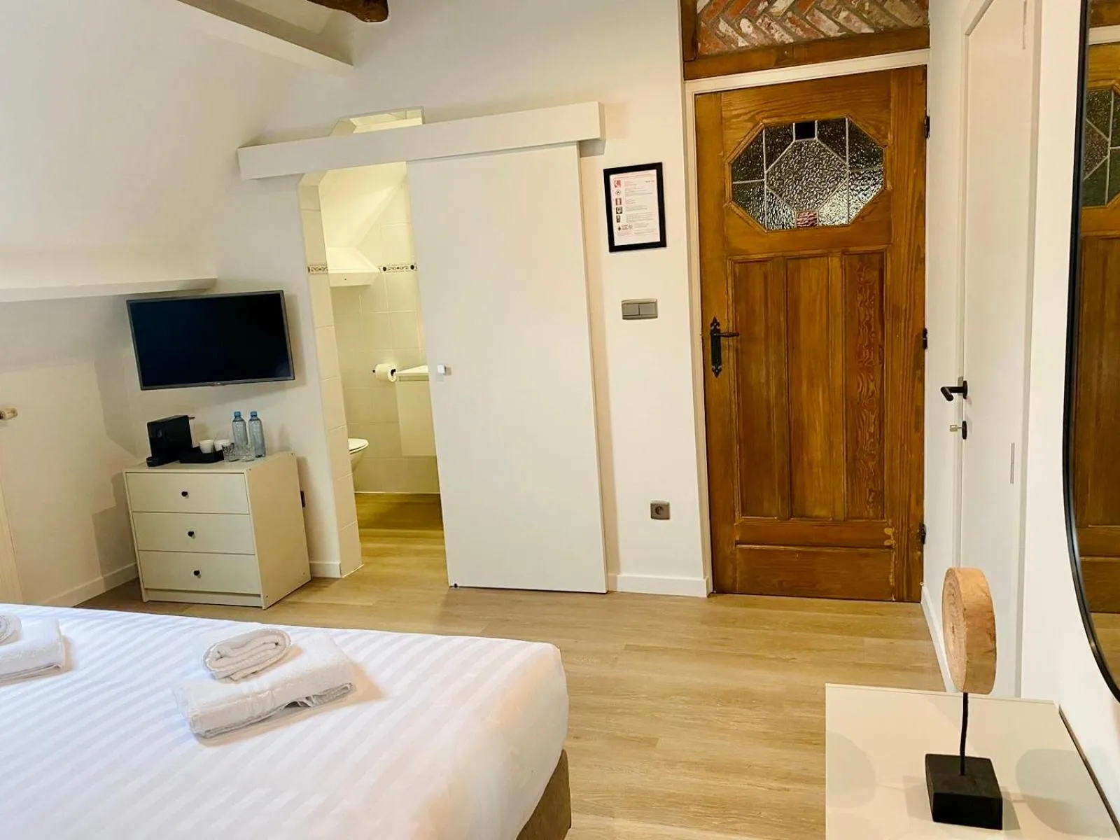 TV and multimedia, Bed in Landgoed De Hoogmolen