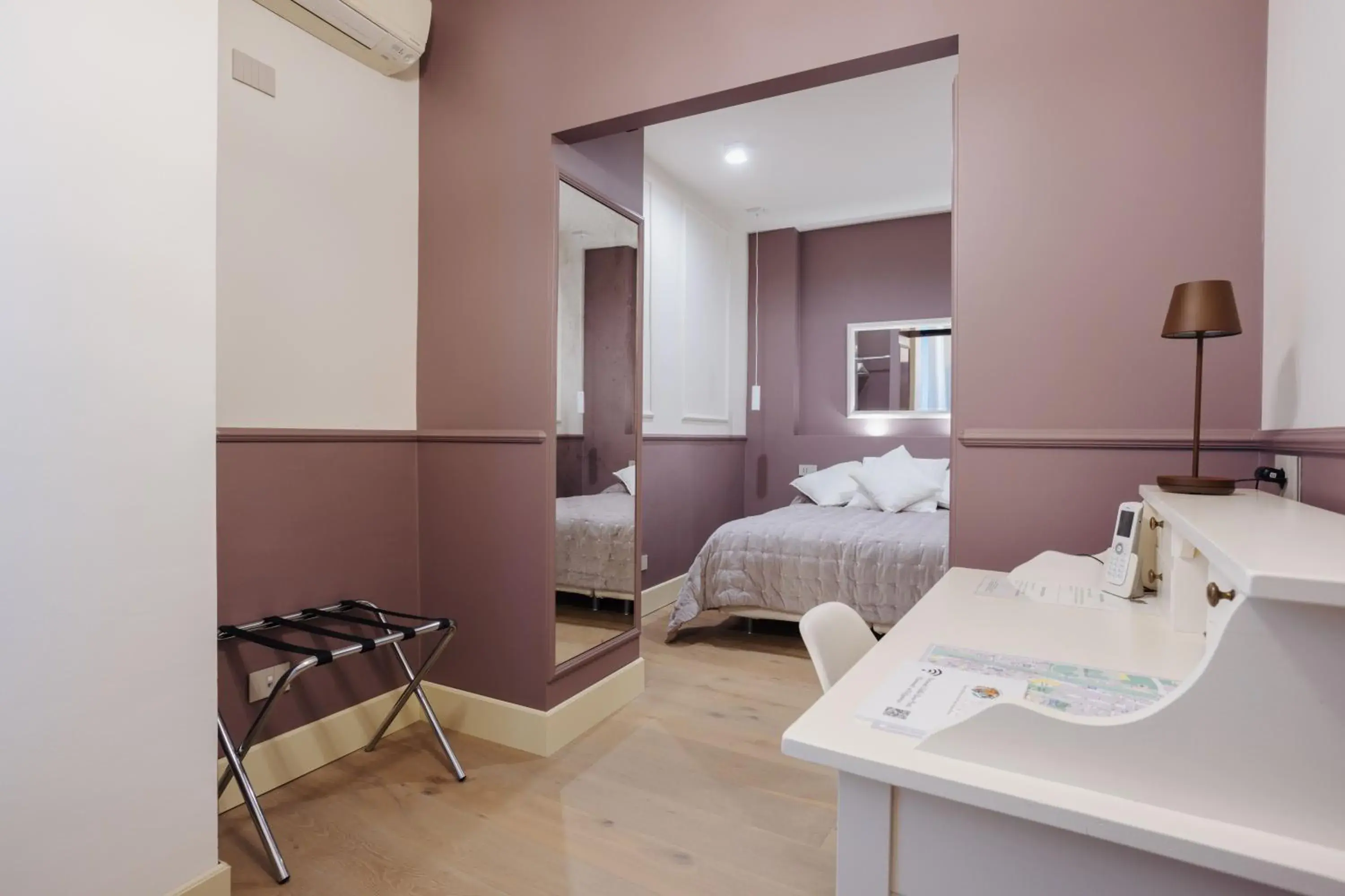 Double or Twin Room in Palazzo Dalla Rosa Prati Double or Twin Room in Palazzo Dalla Rosa Prati