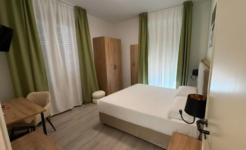 Bedroom, Bed in Hotel Bel Sito Peschiera