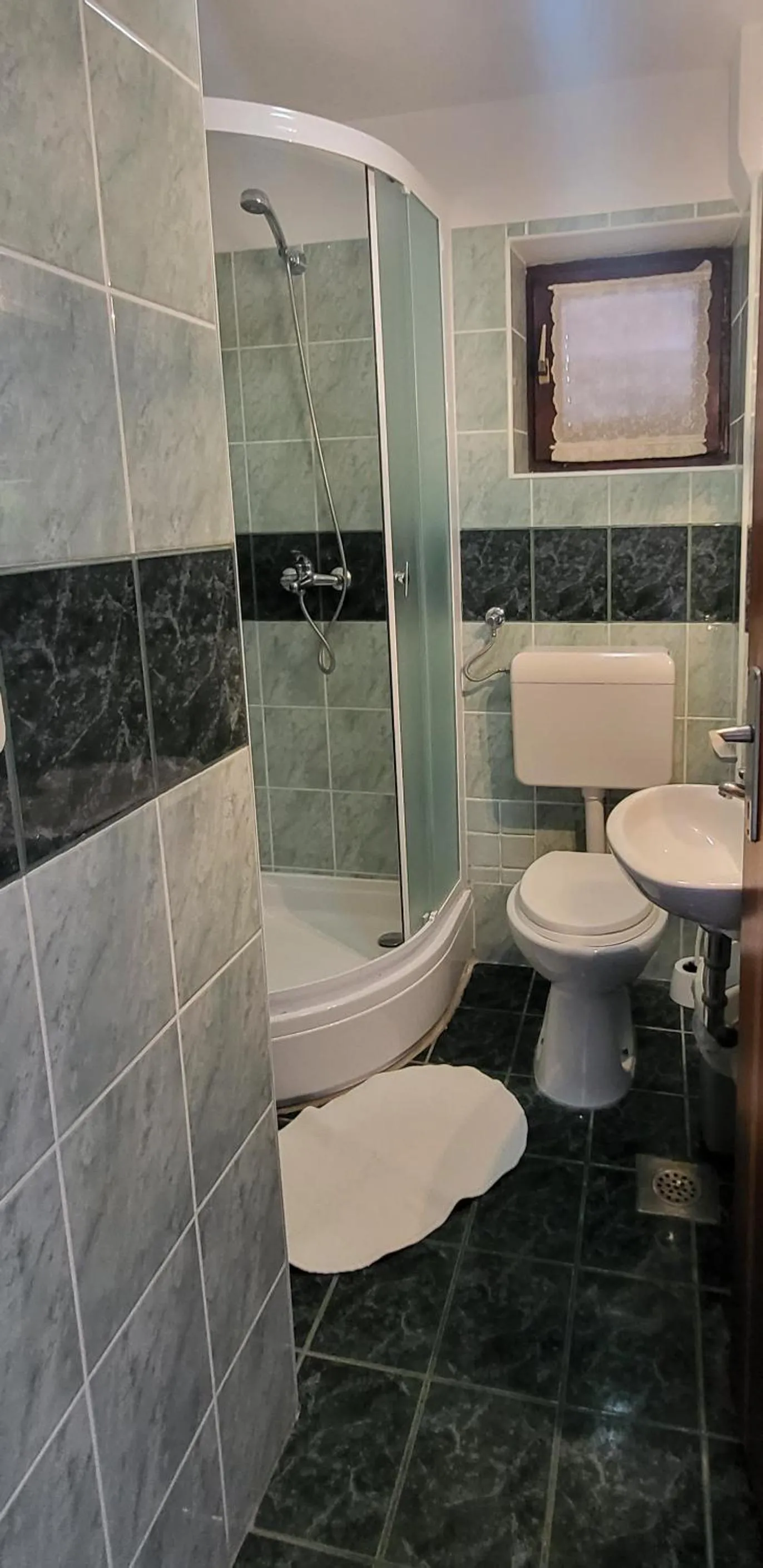 Shower in Villa Finera