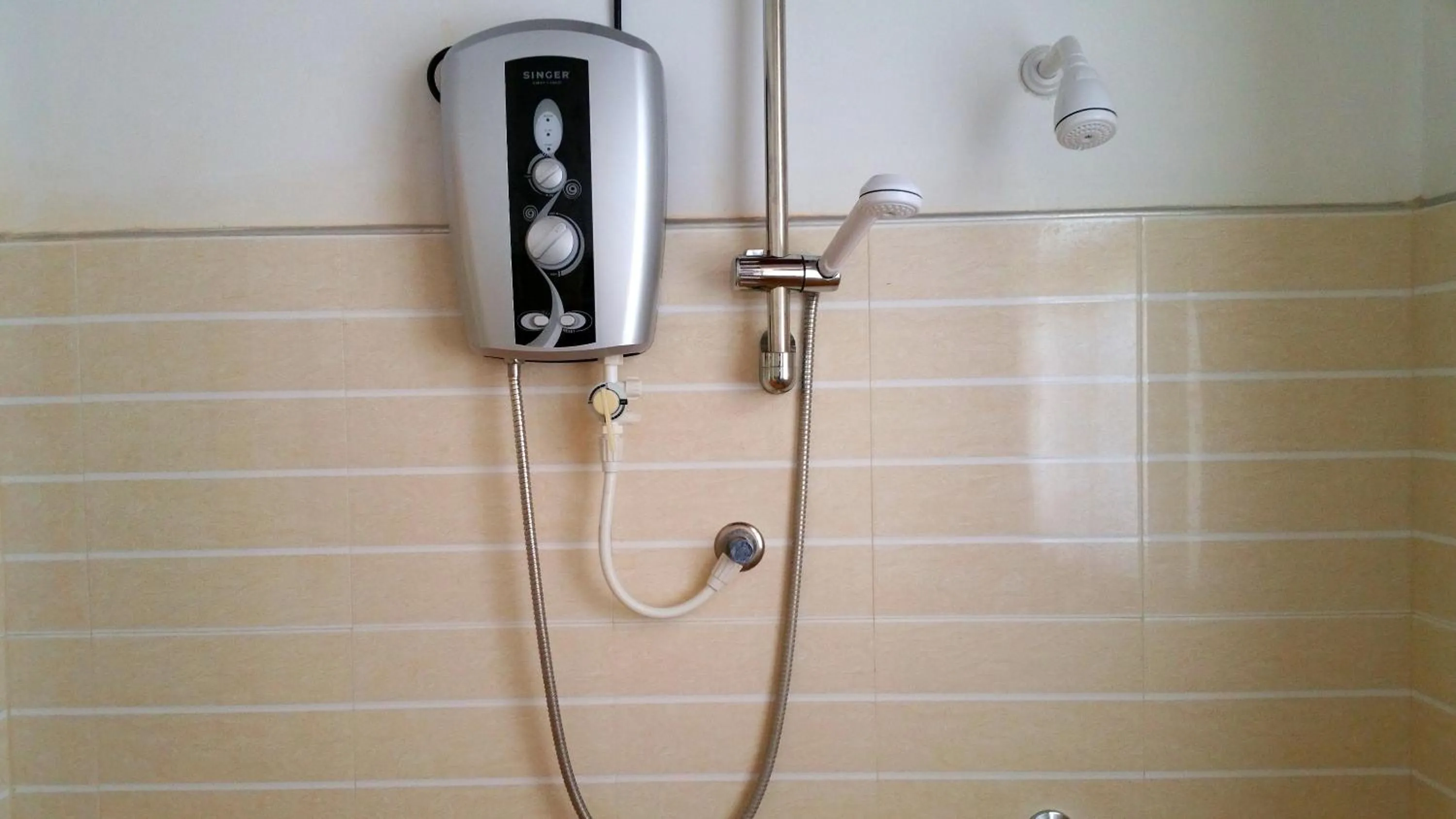 Bathroom in Holiday Fashion Inn