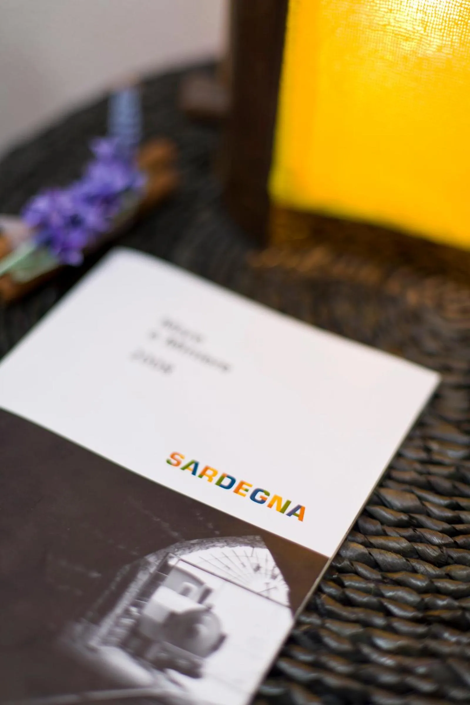 Communal lounge/ TV room in B&B Stentadì