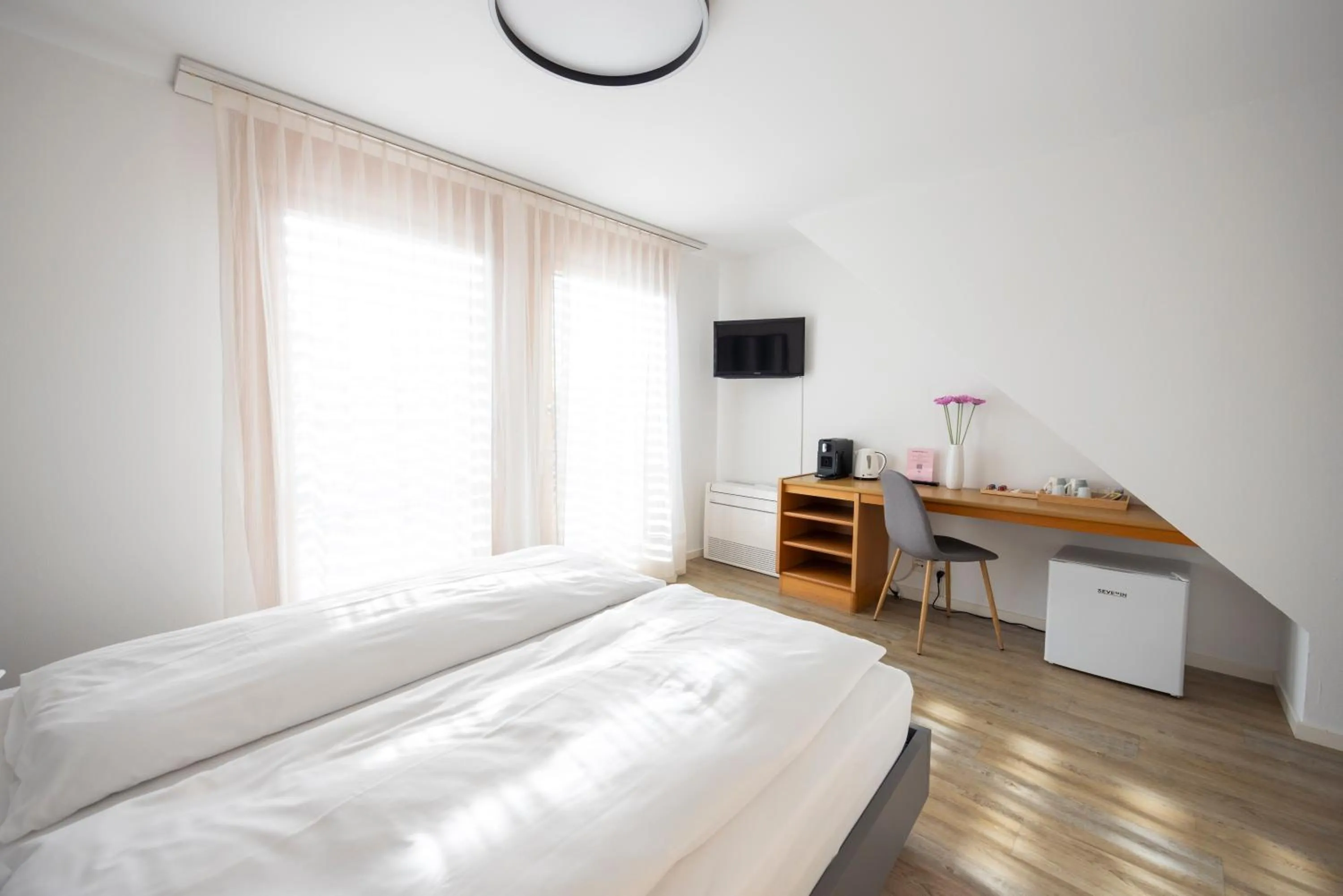 Bedroom, Bed in Osteria Ascona