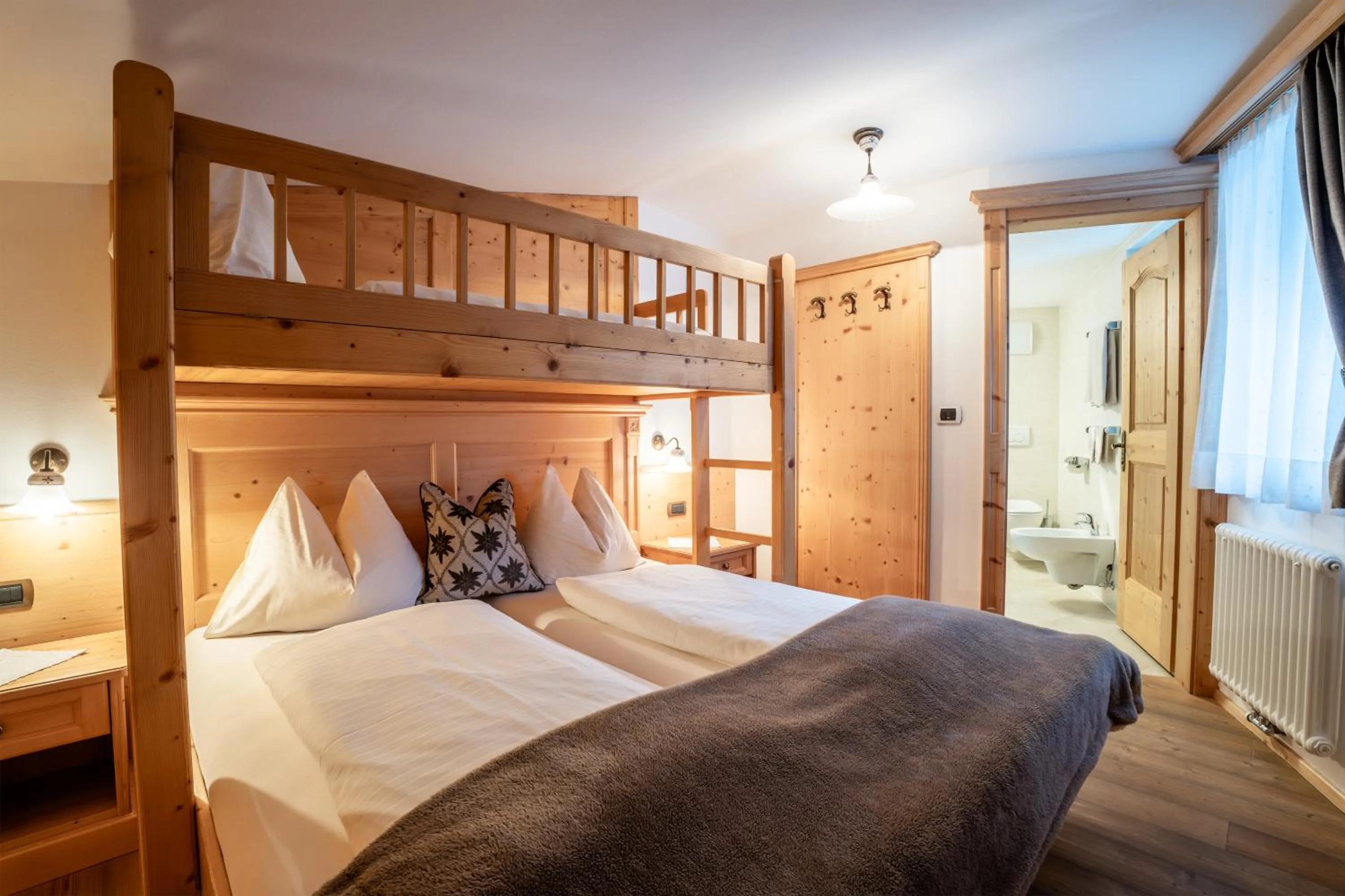 Bed in Residence Cesa Ladina