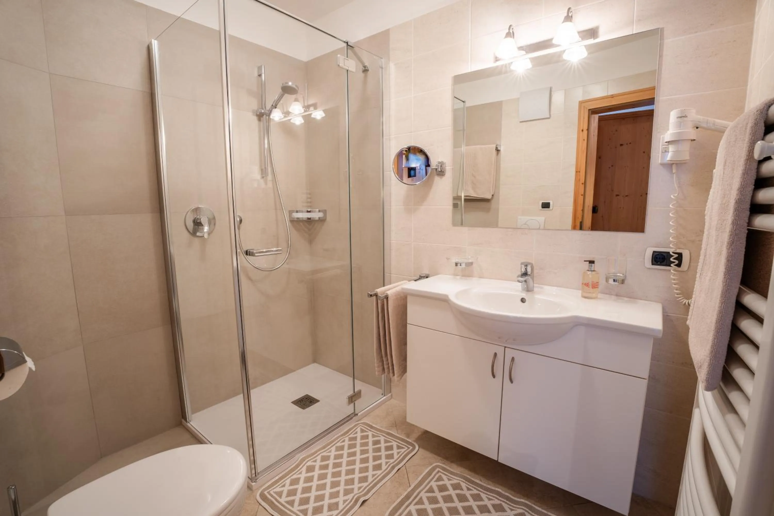 Shower in Residence Cesa Ladina