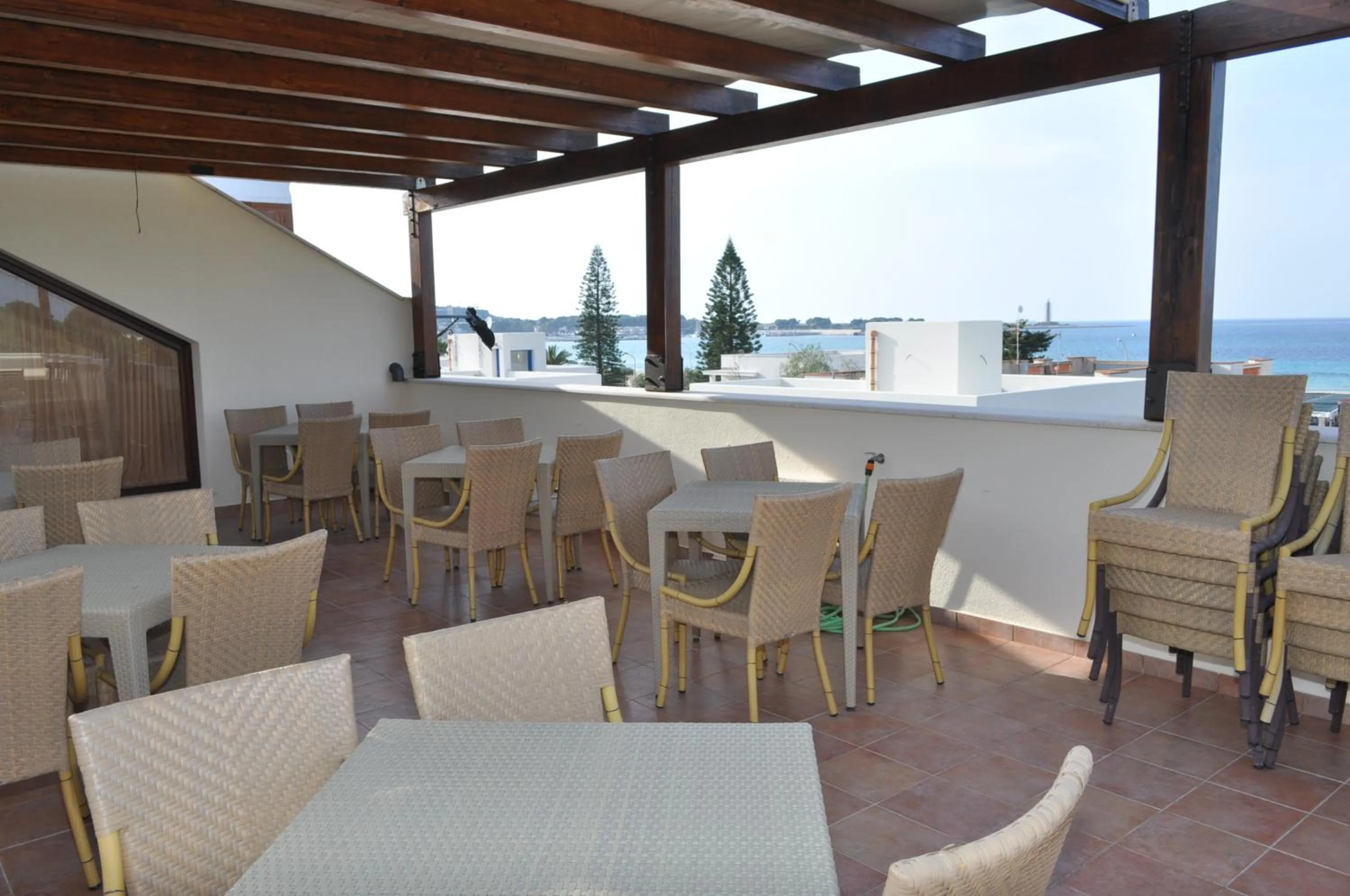 Restaurant/places to eat in Krimar Hotel