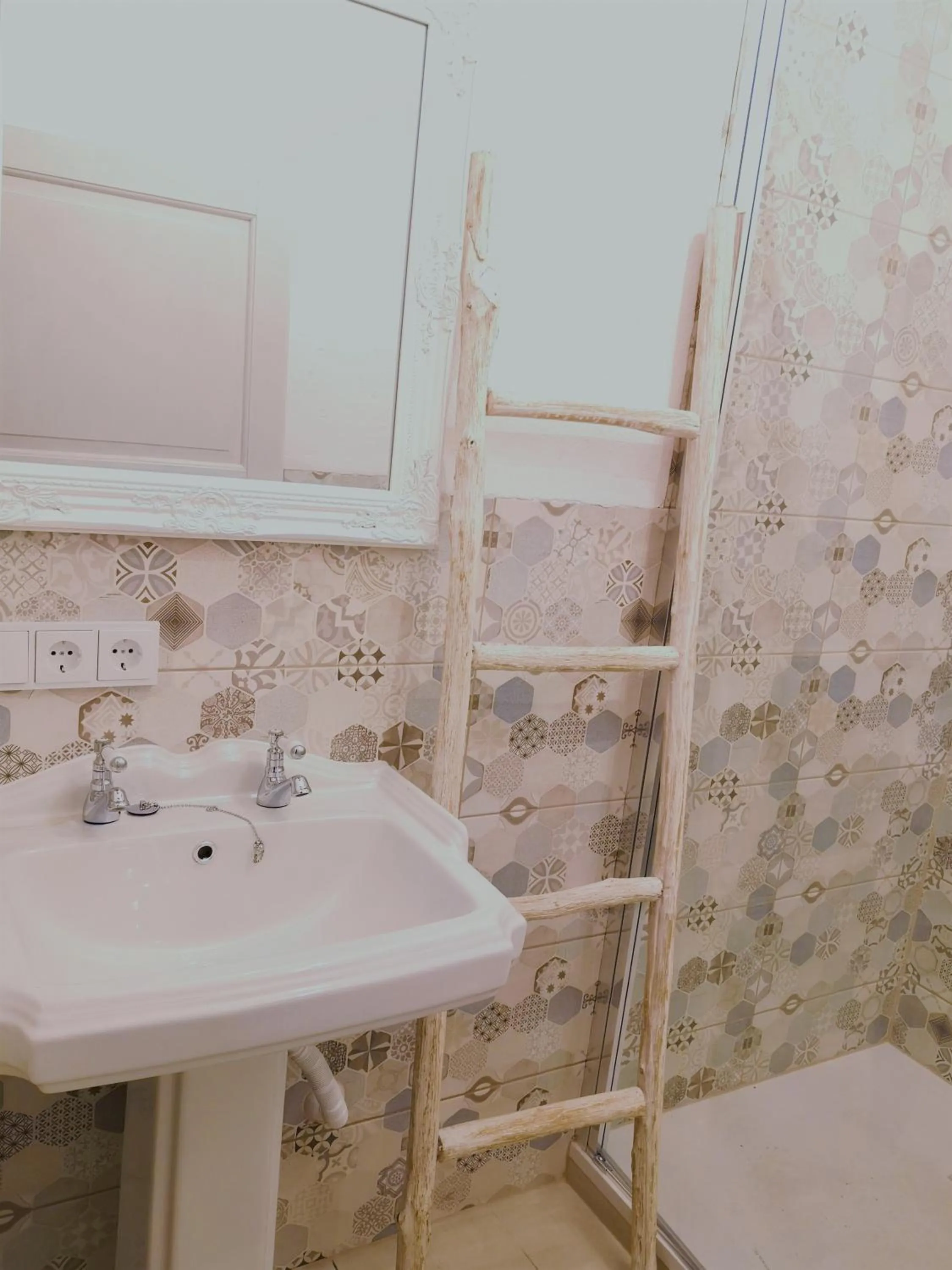 Bathroom in LANDHOTEL 1707 by Landgasthof Zickler