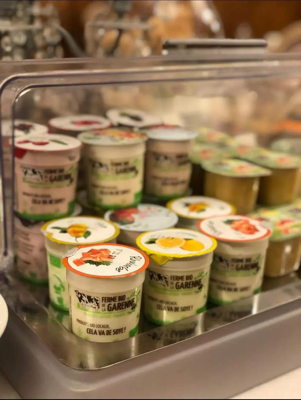 Breakfast in The Originals Boutique, Hôtel de la Balance, Montbéliard Breakfast in The Originals Boutique, Hôtel de la Balance, Montbéliard