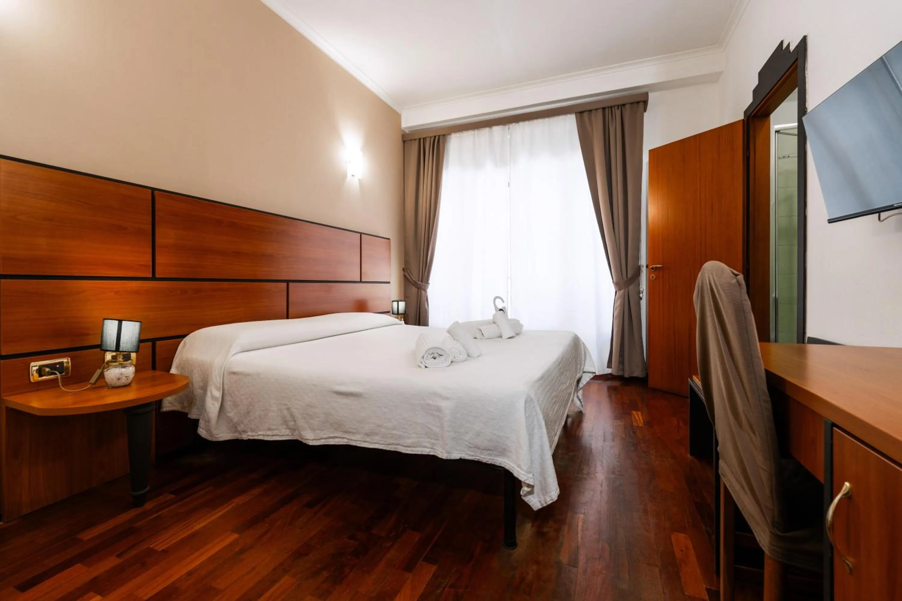 Bedroom, Bed in Hotel City Center