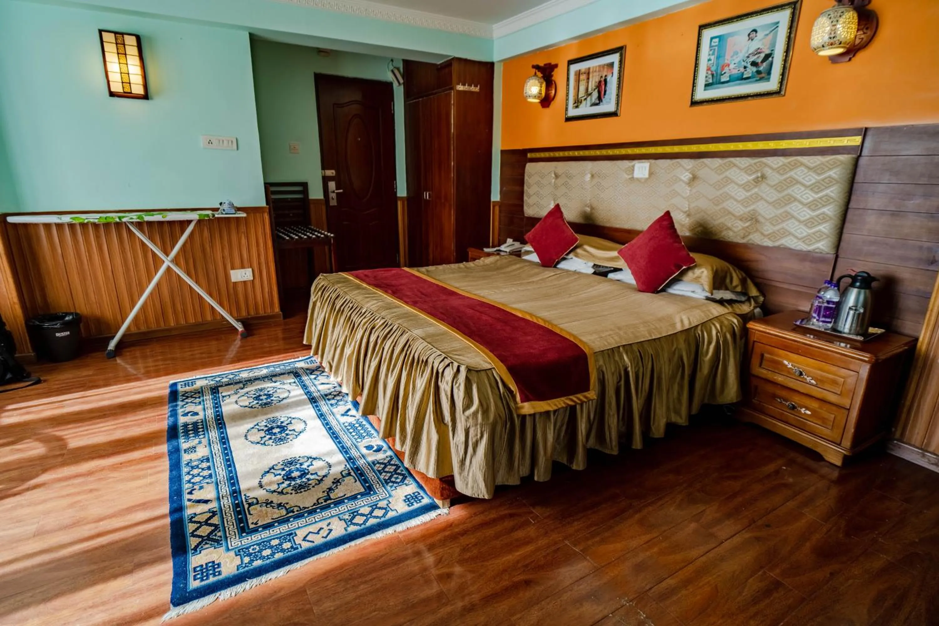 Bedroom, Bed in Little Tibet Resort Mall Road