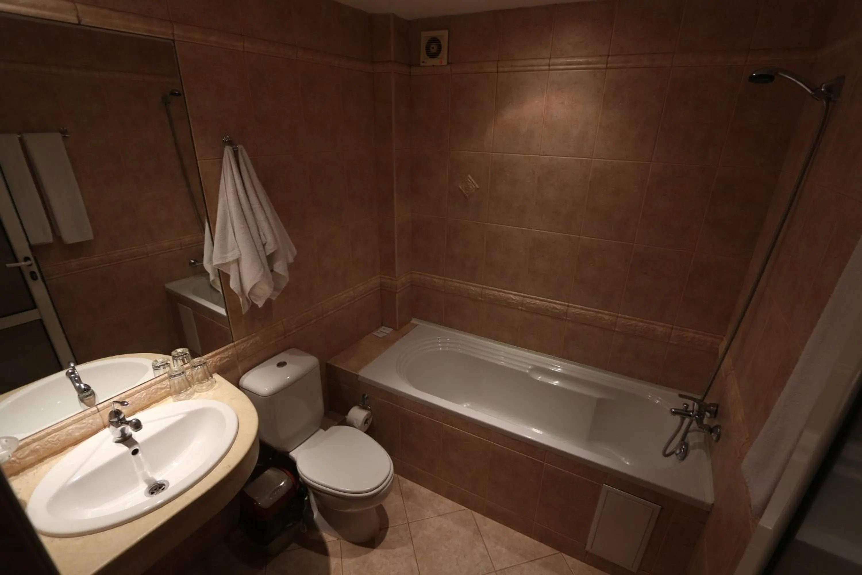 Bathroom in Family Hotel Vaso