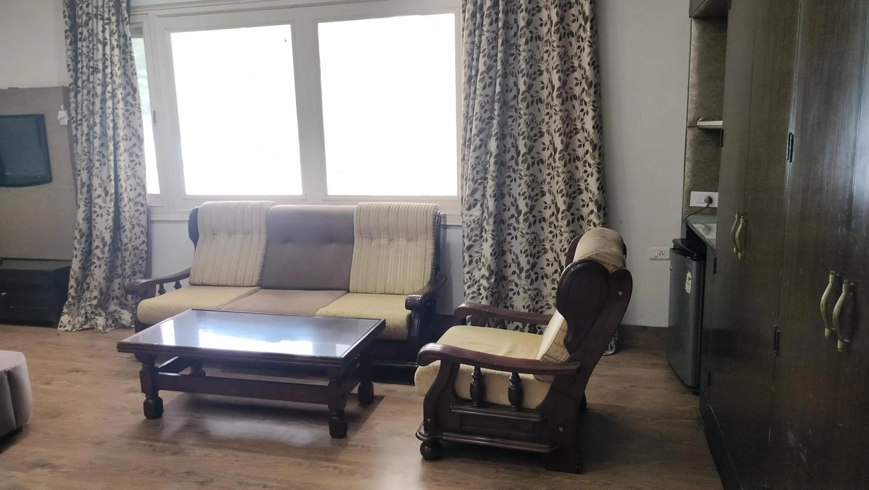 Seating area in 66 Residencey