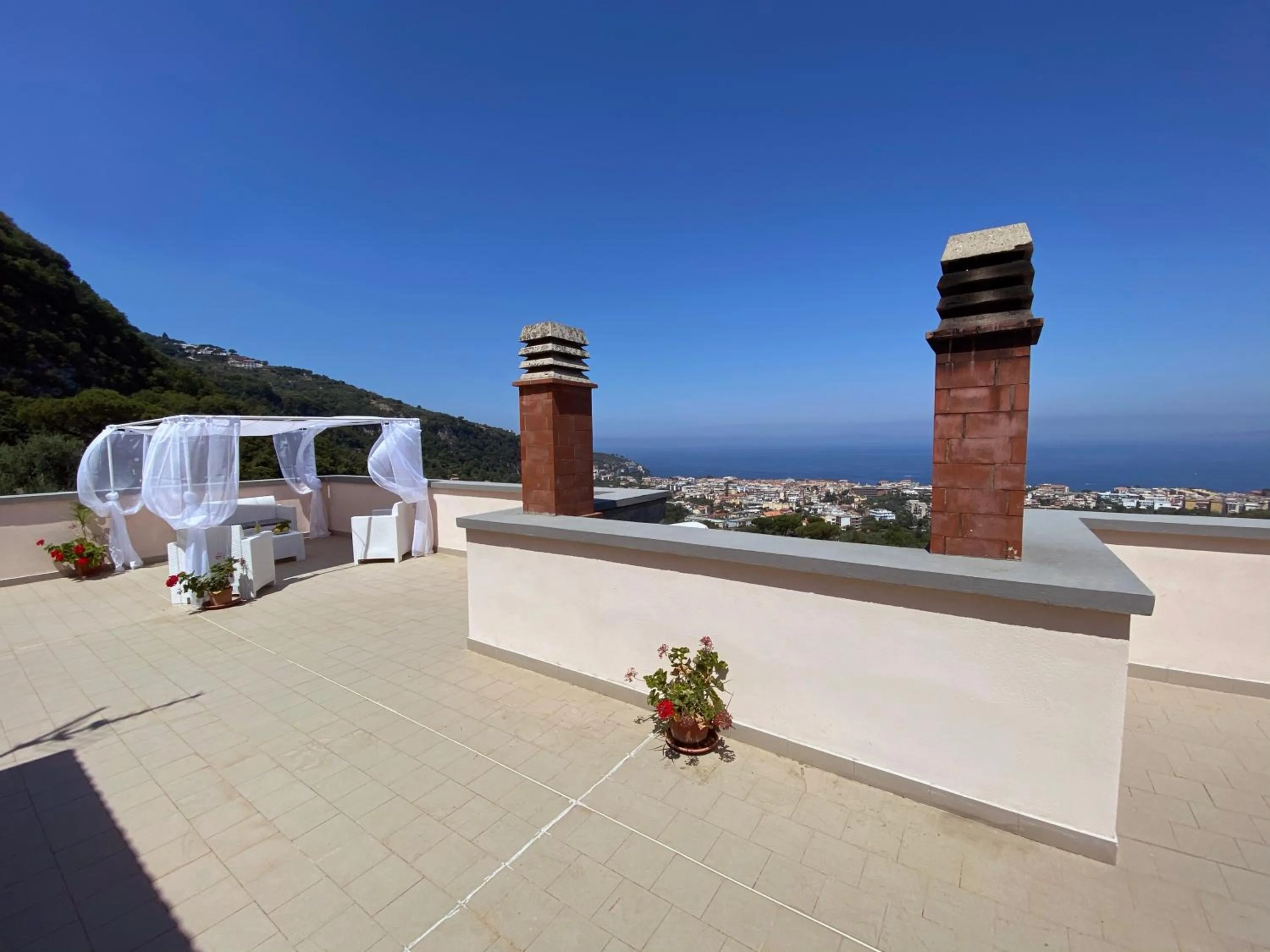 Balcony/Terrace in ACHILLE HOME B&B SORRENTO