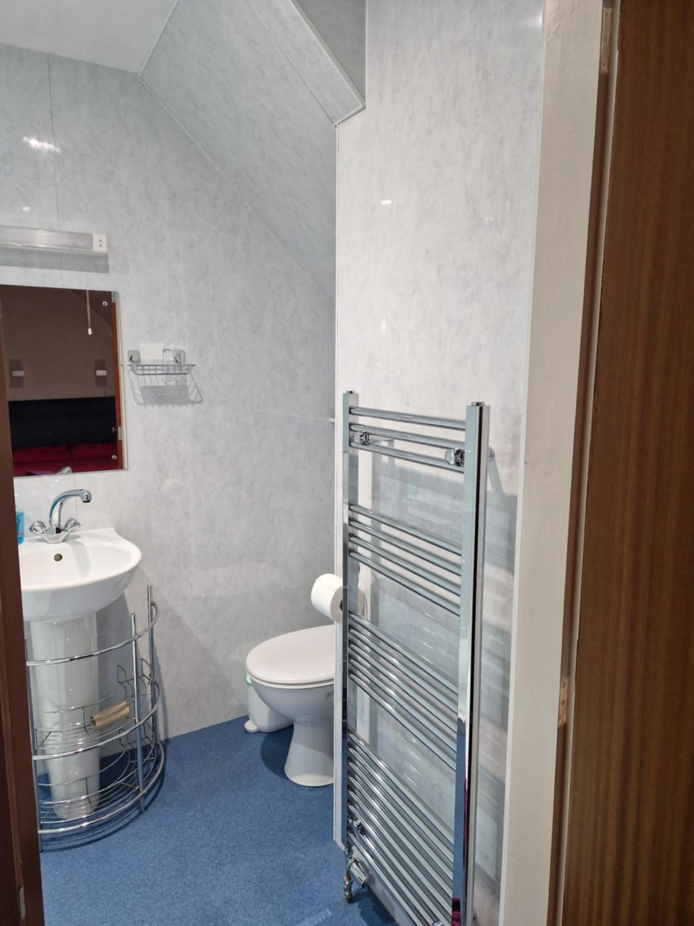 Bathroom in Creag Meggan