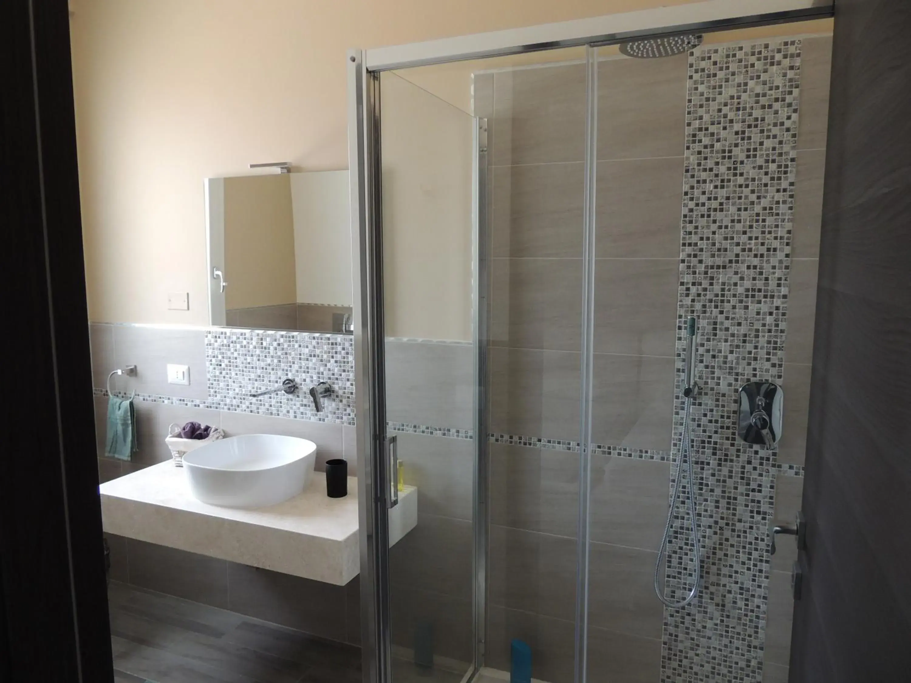 Double or Twin Room with Private Bathroom - single occupancy in Il Colle del Barone Double or Twin Room with Private Bathroom - single occupancy in Il Colle del Barone