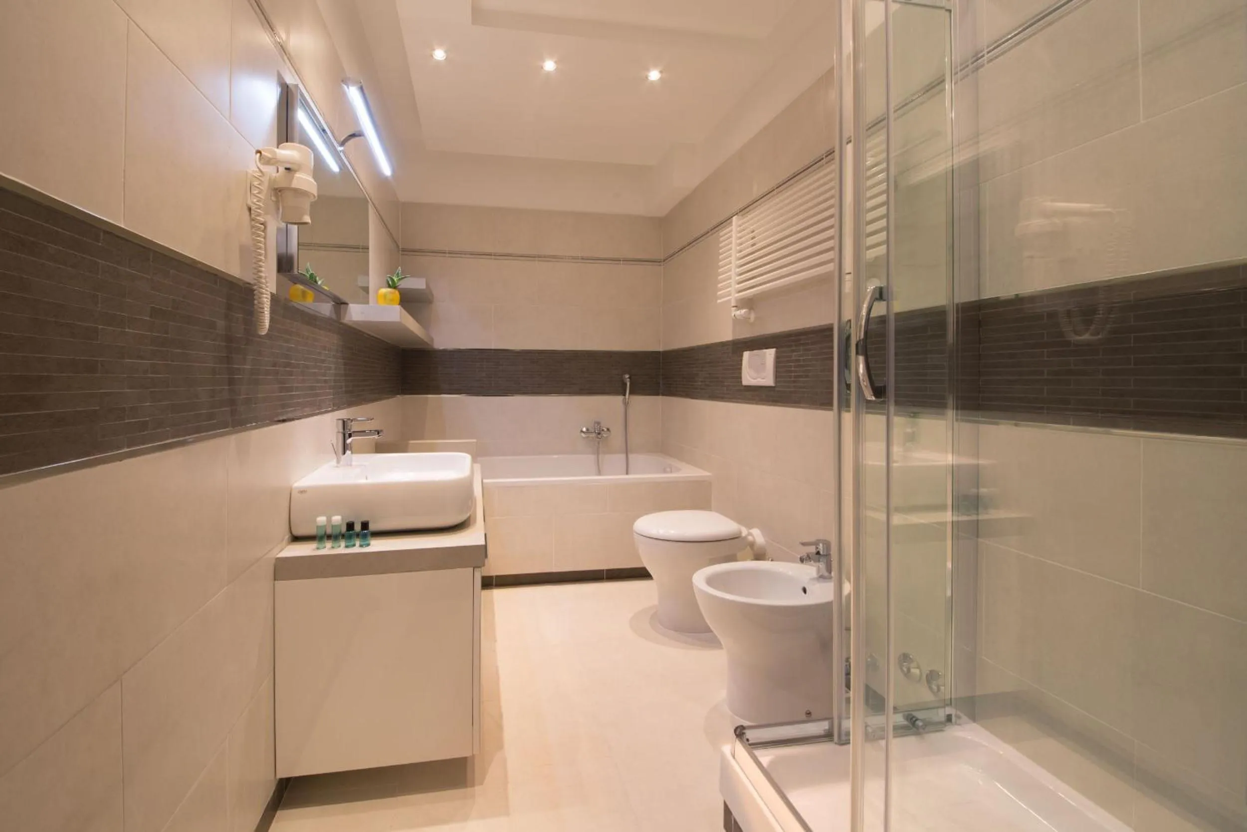 Bathroom in Hearth Hotel