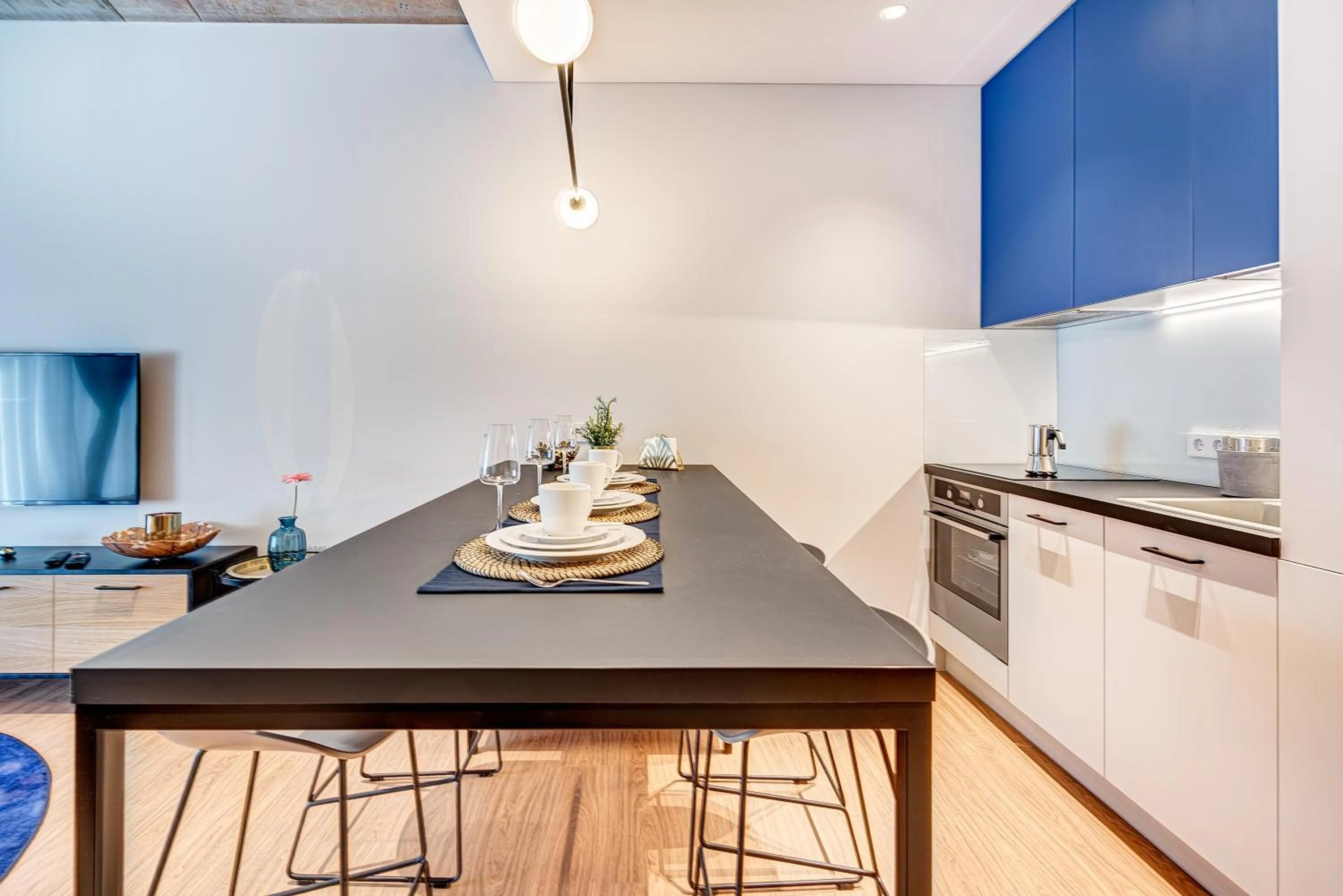 Coffee/tea facilities in HaPPy Inn GOLD Studio, self check-in, Parking in the underground garage