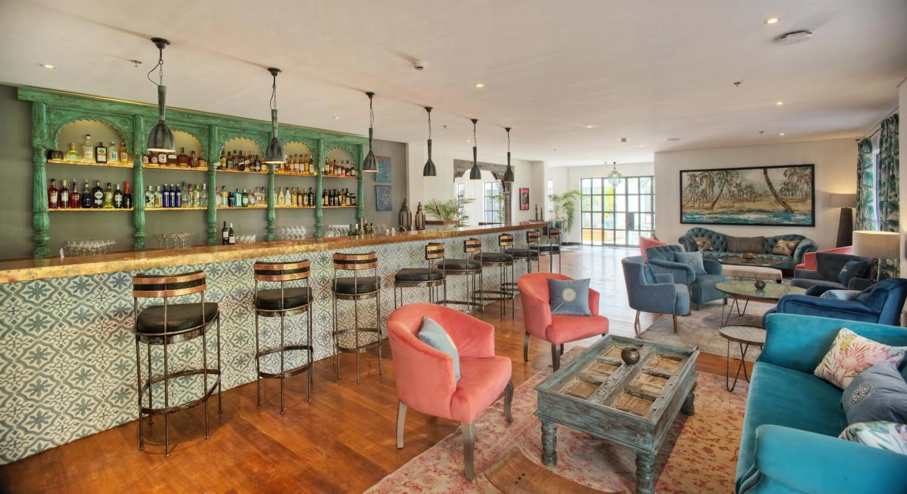 Communal lounge/ TV room in Latitude 0 Degrees