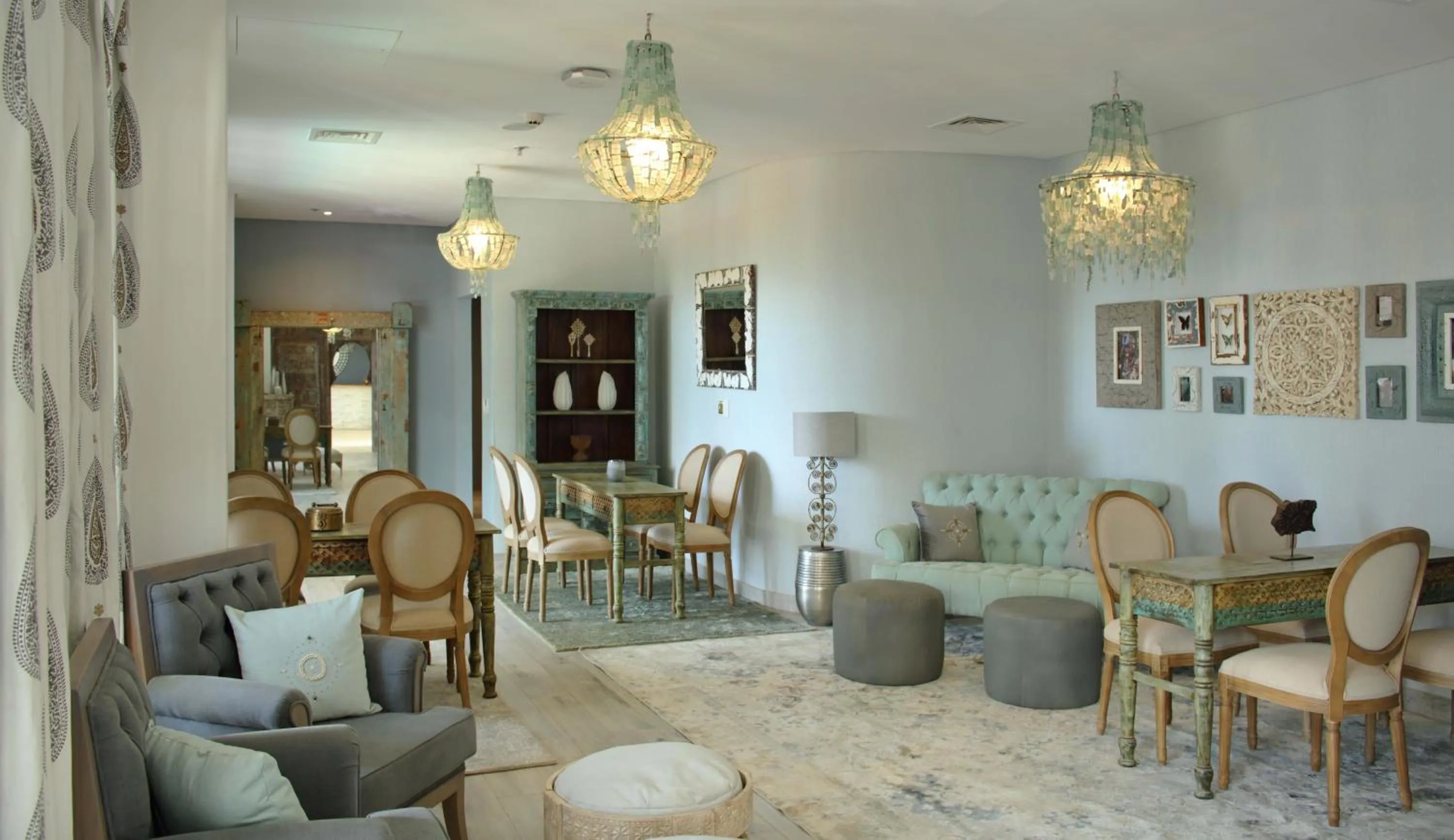 Massage in Latitude 0 Degrees