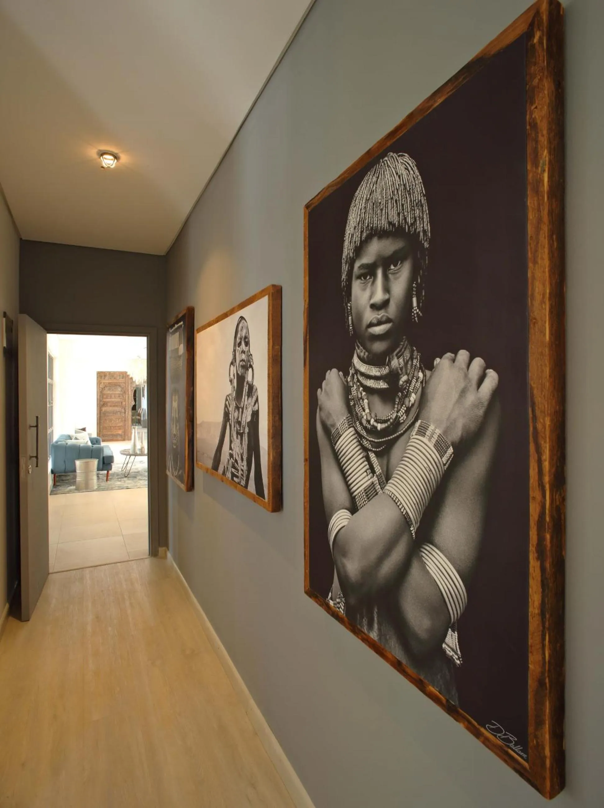 Decorative detail in Latitude 0 Degrees