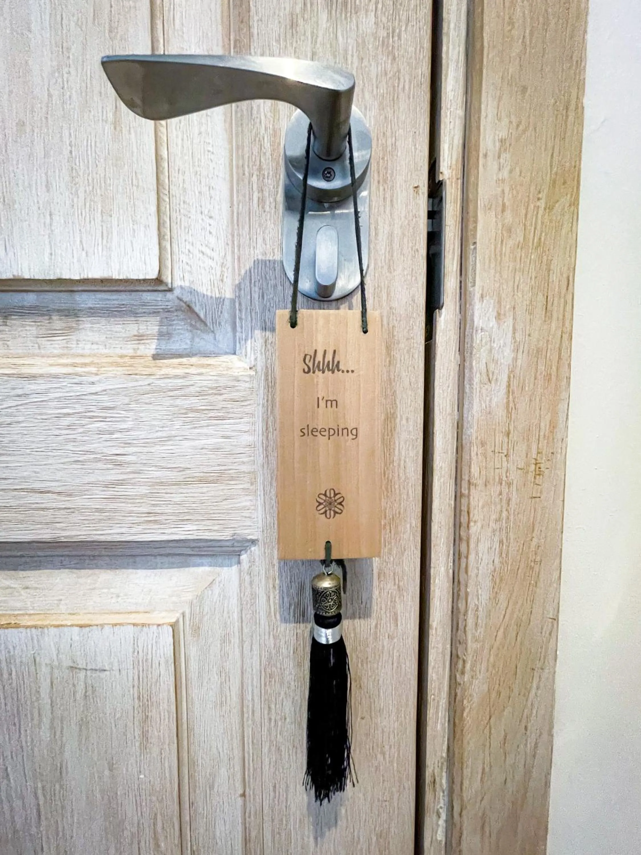 Bedroom in Latitude 0 Degrees