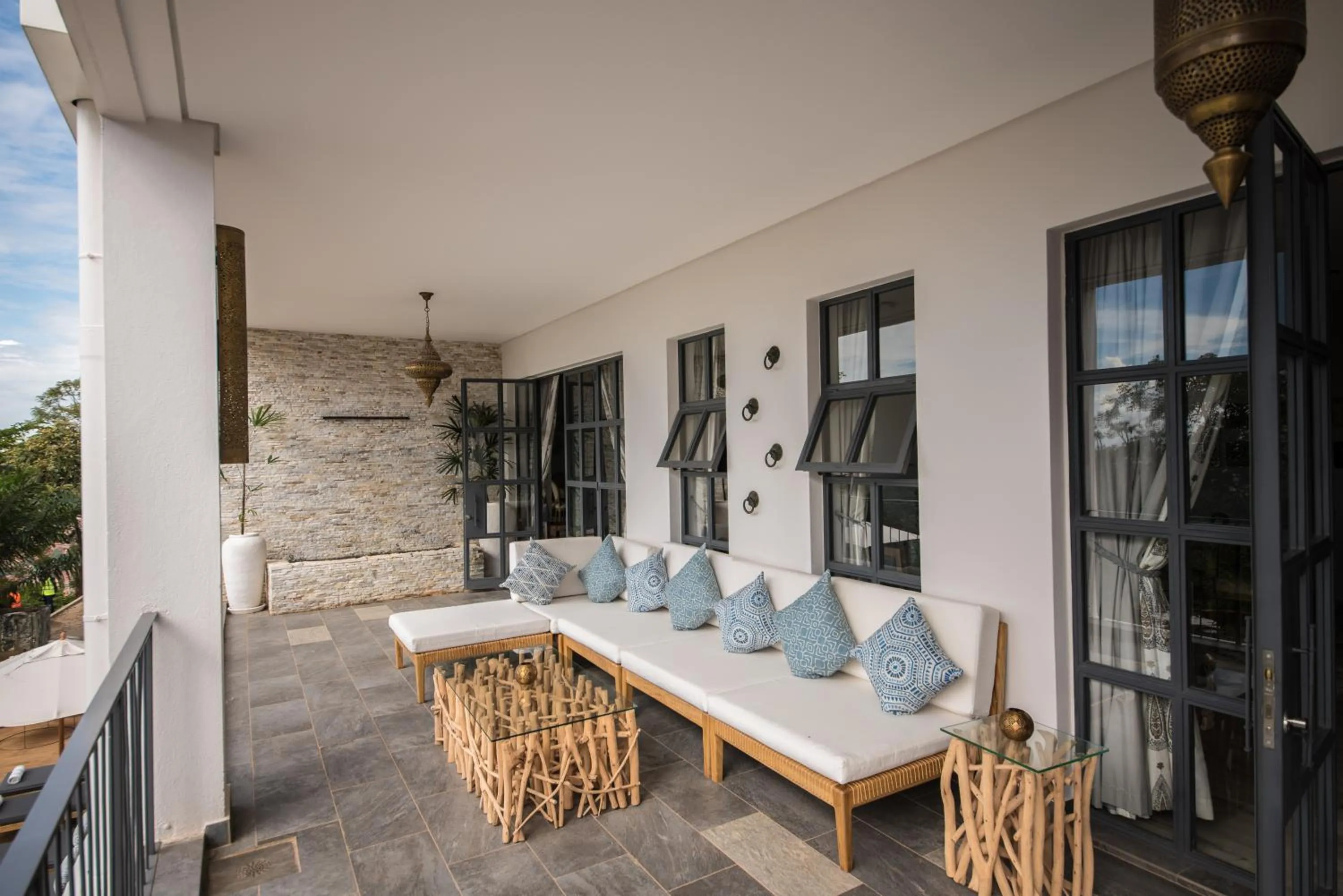 Balcony/Terrace in Latitude 0 Degrees