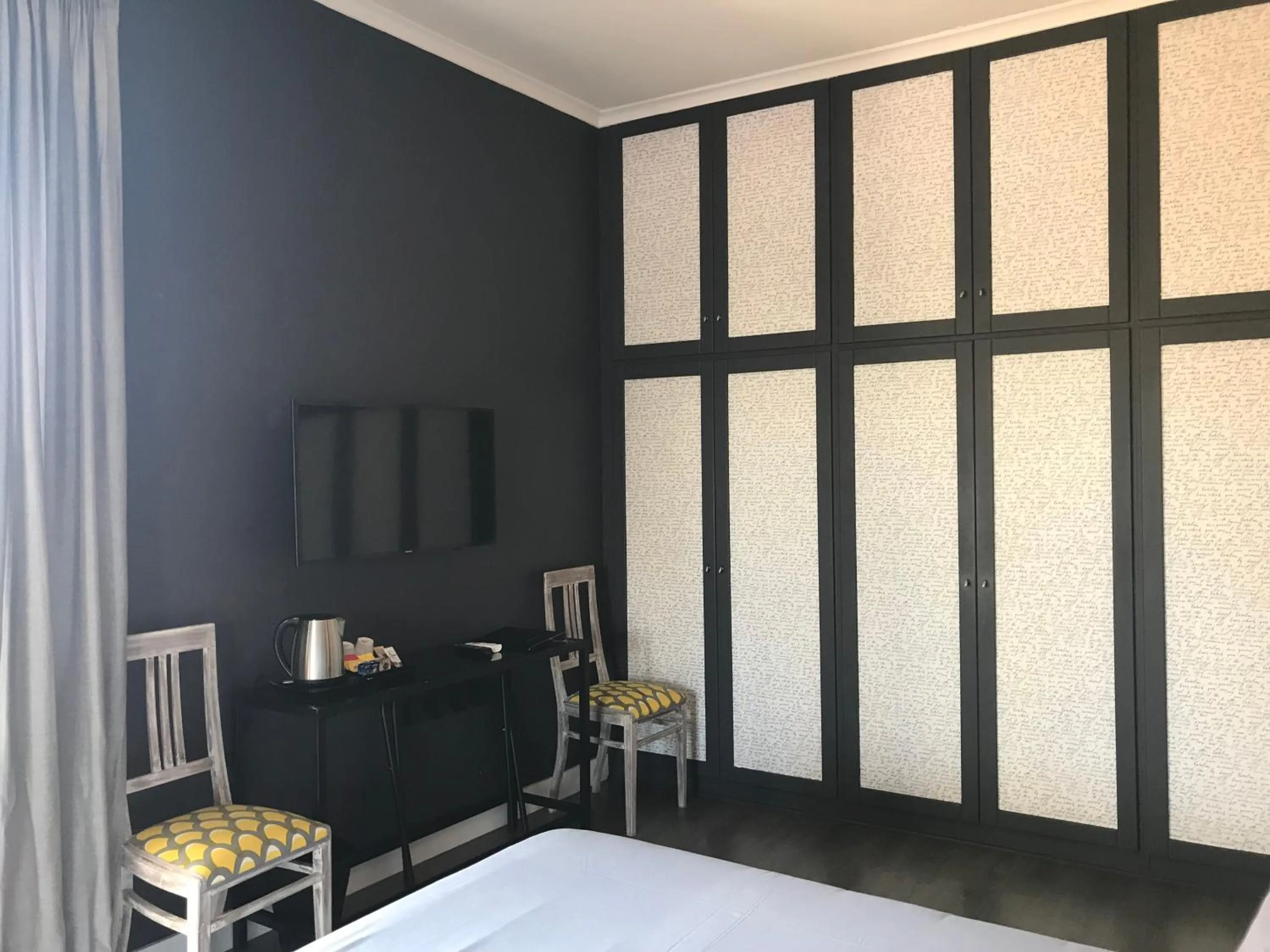 Photo of the whole room, Bed in Casa Pacifico Pompei