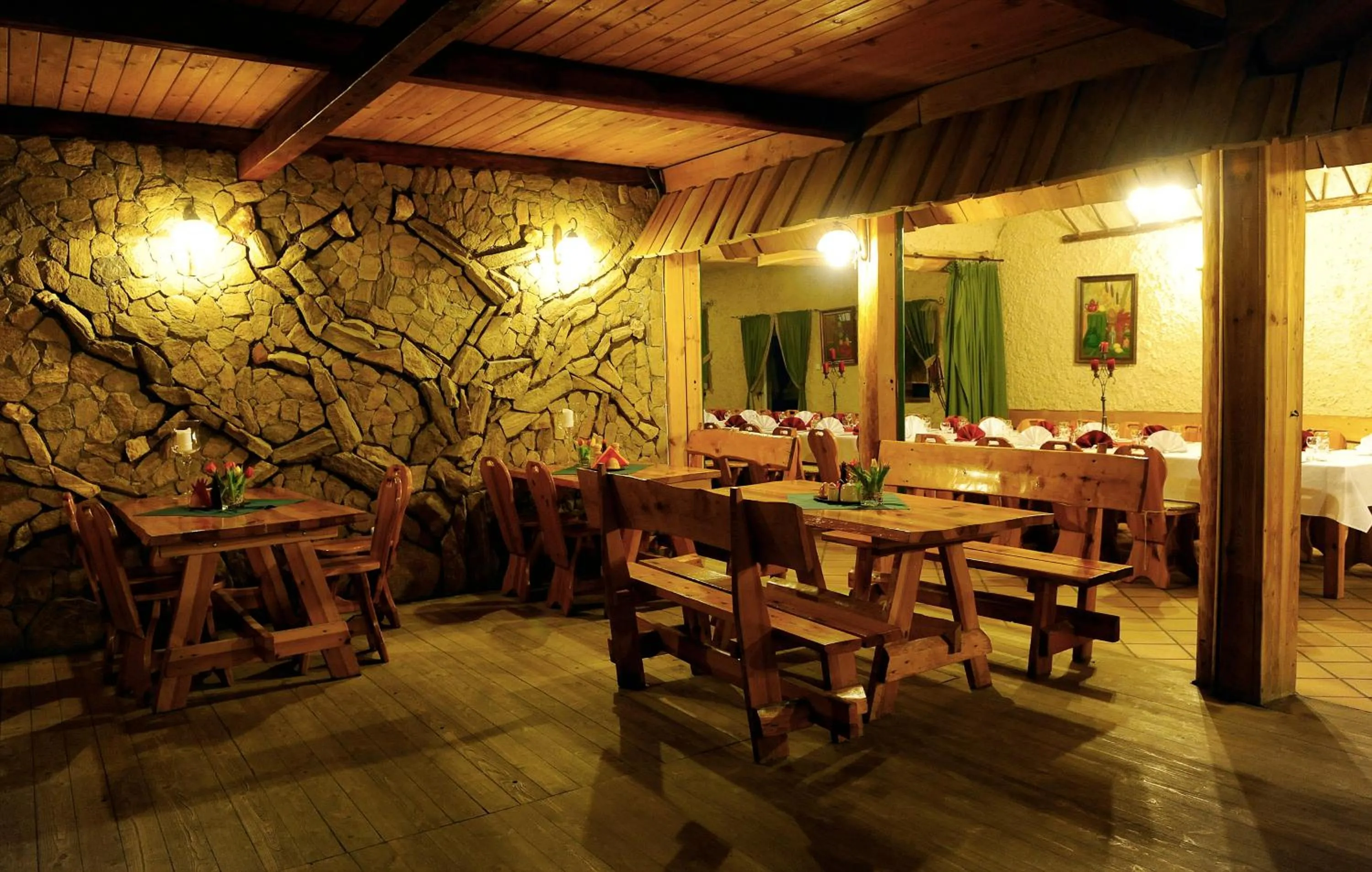 Restaurant/places to eat in Karczma Michelle