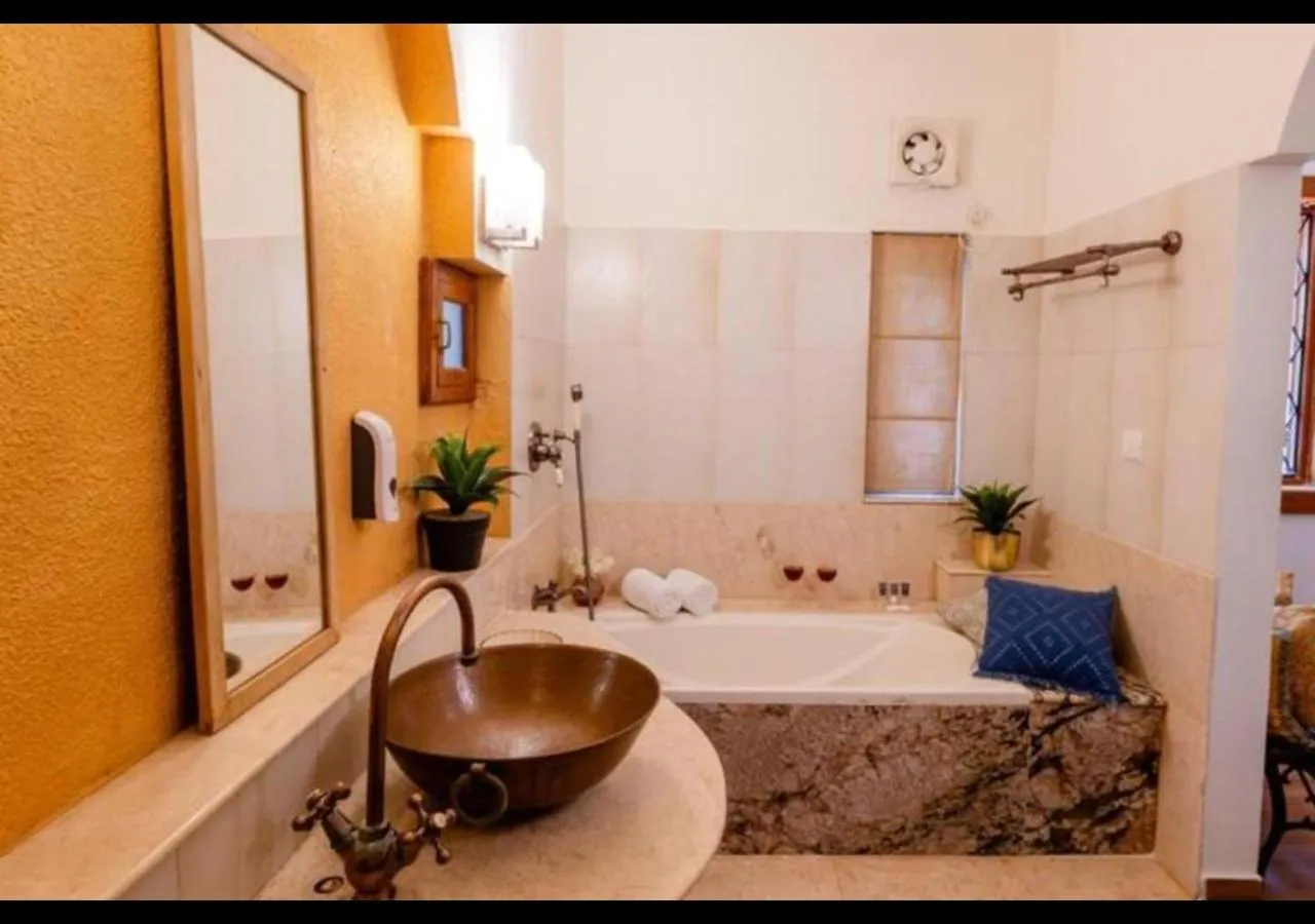 Aguada Anchorage - The Villa Resort, Candolim