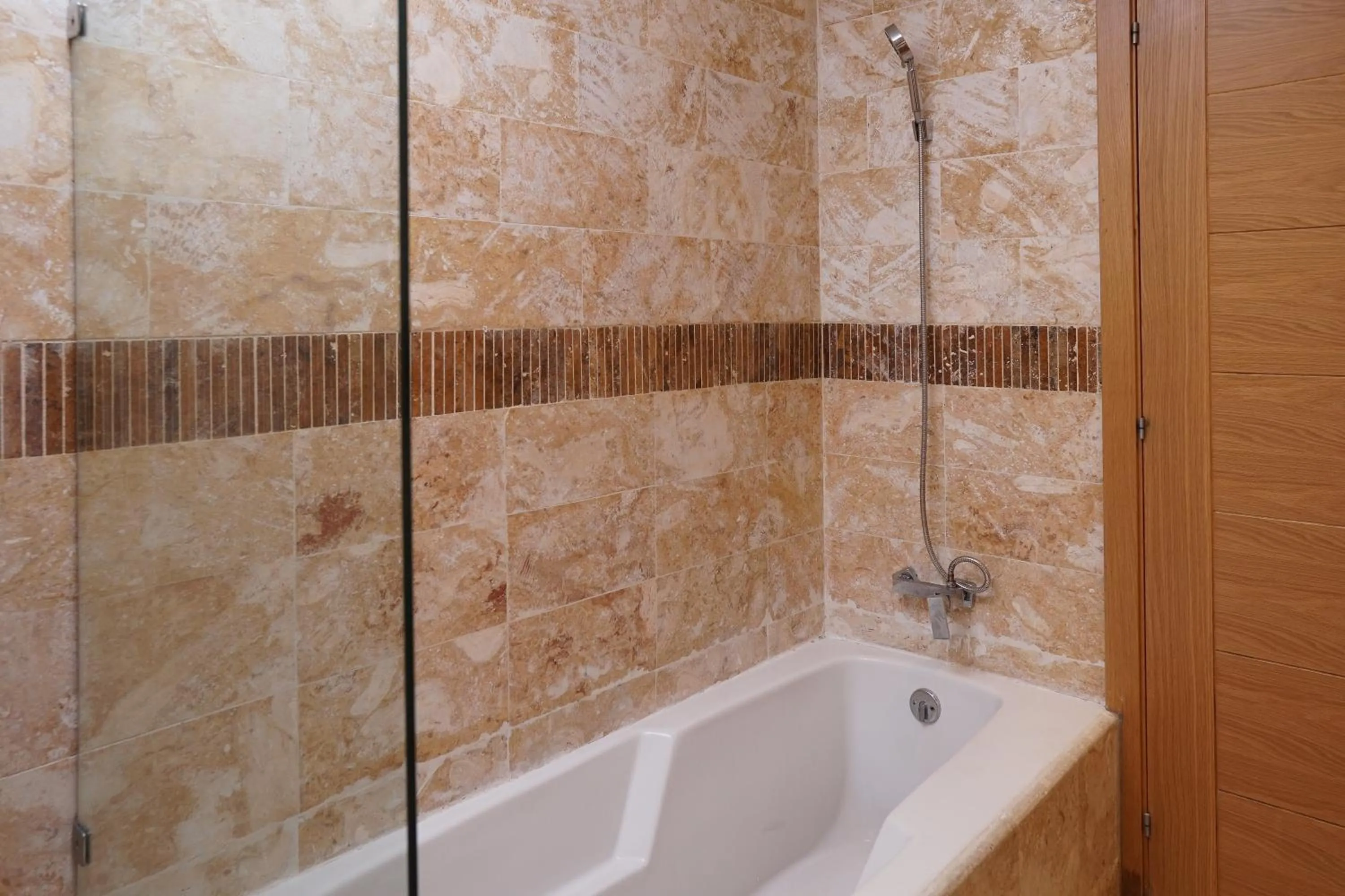 Sybaris Suites & Residences