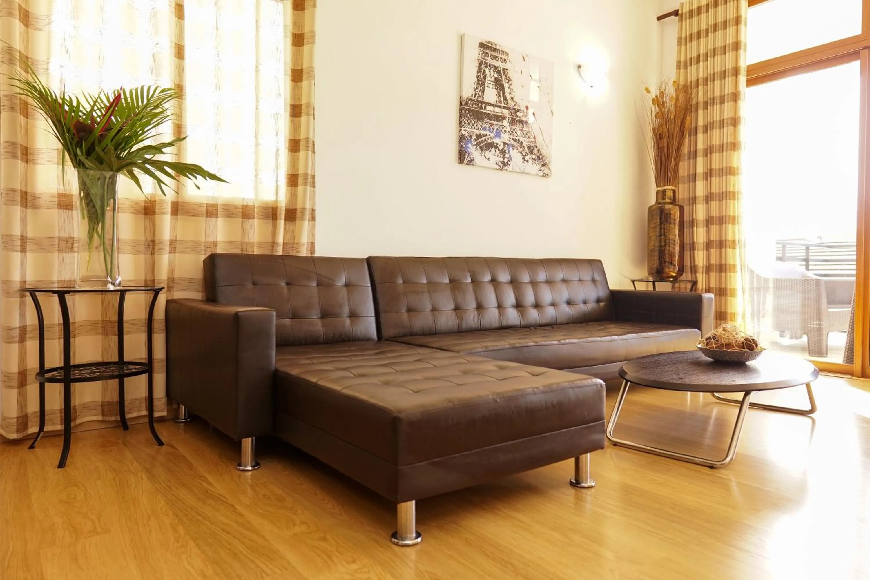 Sybaris Suites & Residences