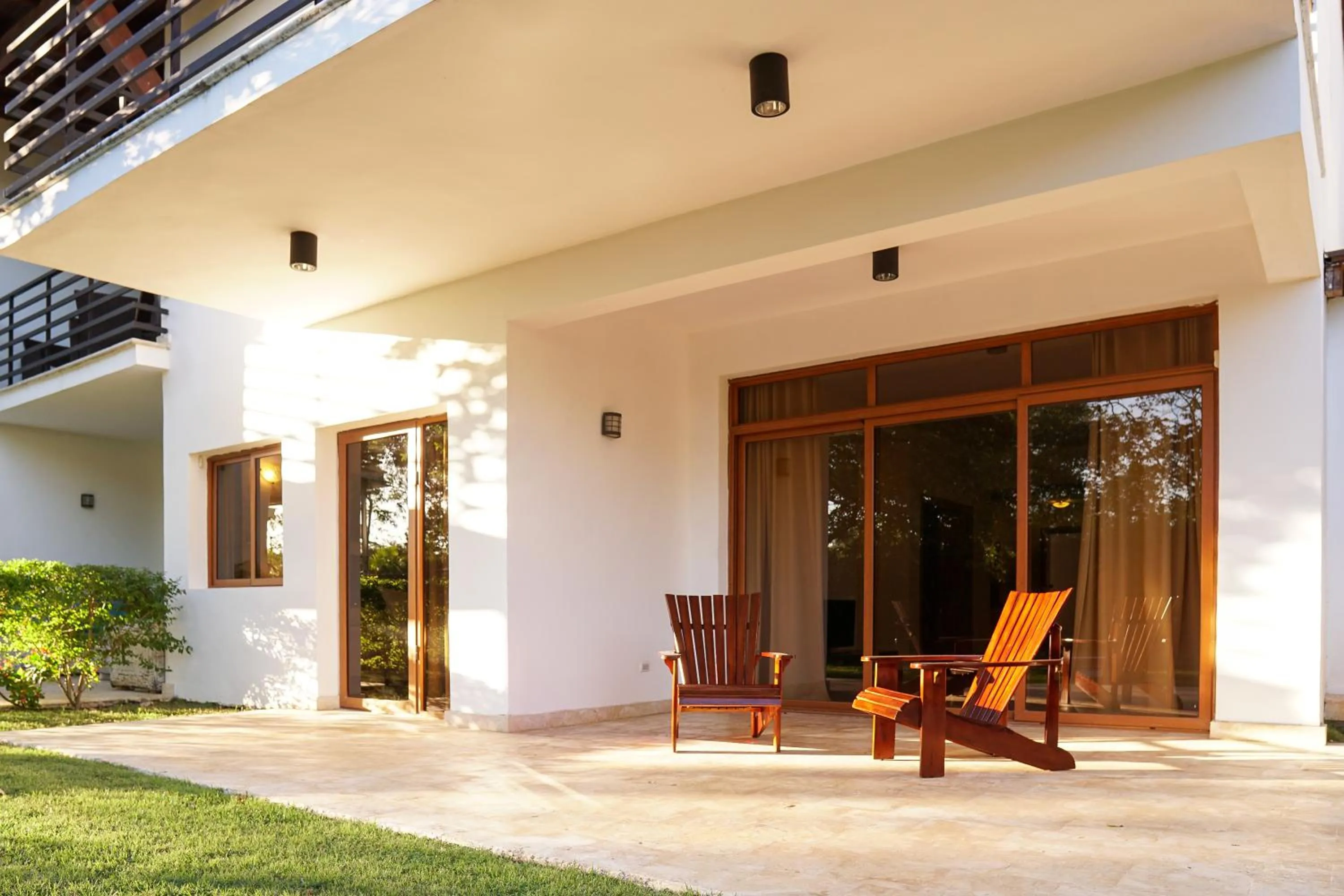 Sybaris Suites & Residences