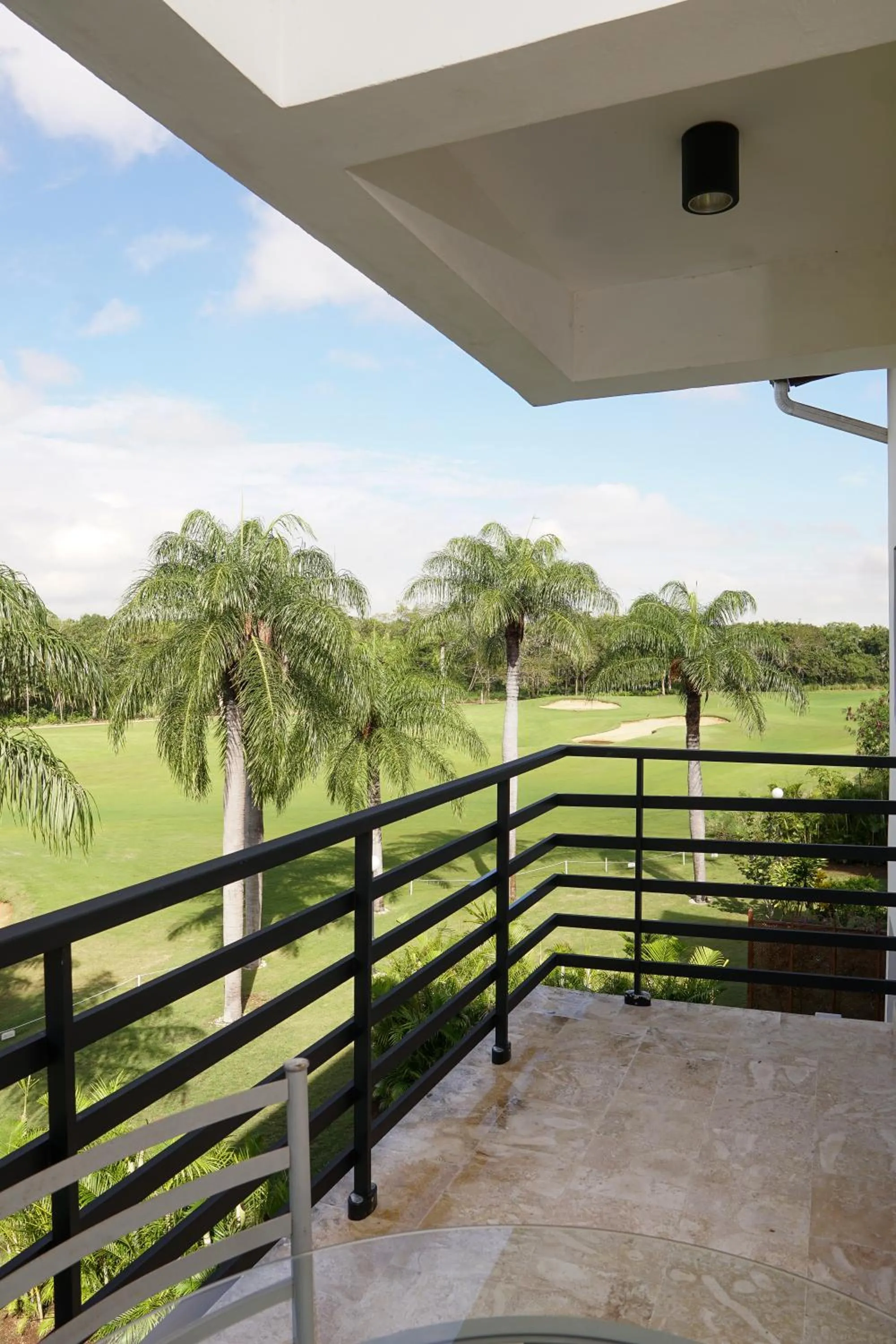 Sybaris Suites & Residences