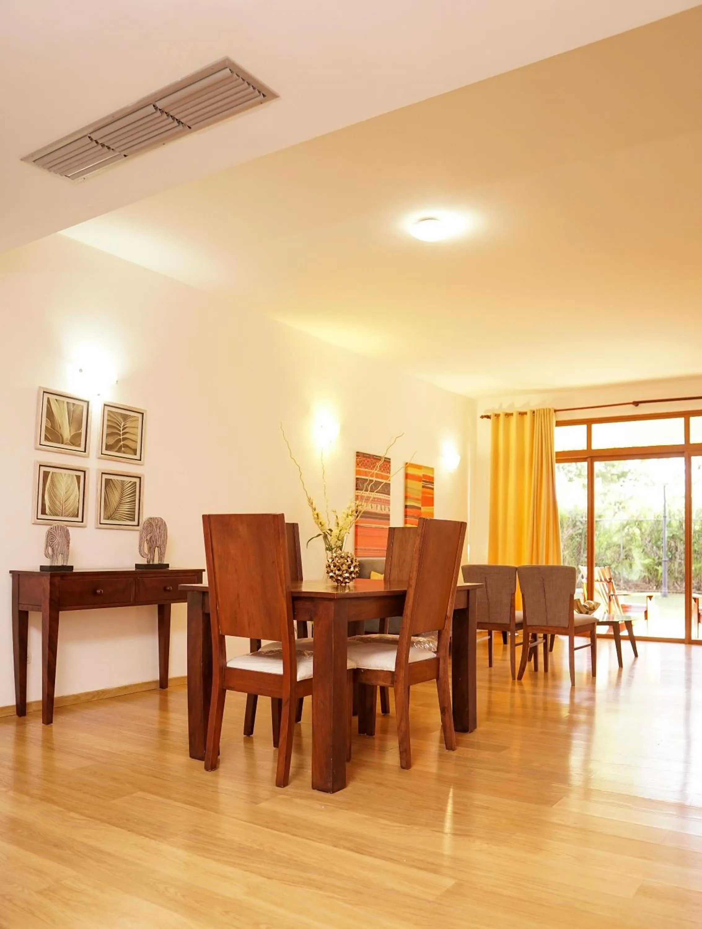 Sybaris Suites & Residences