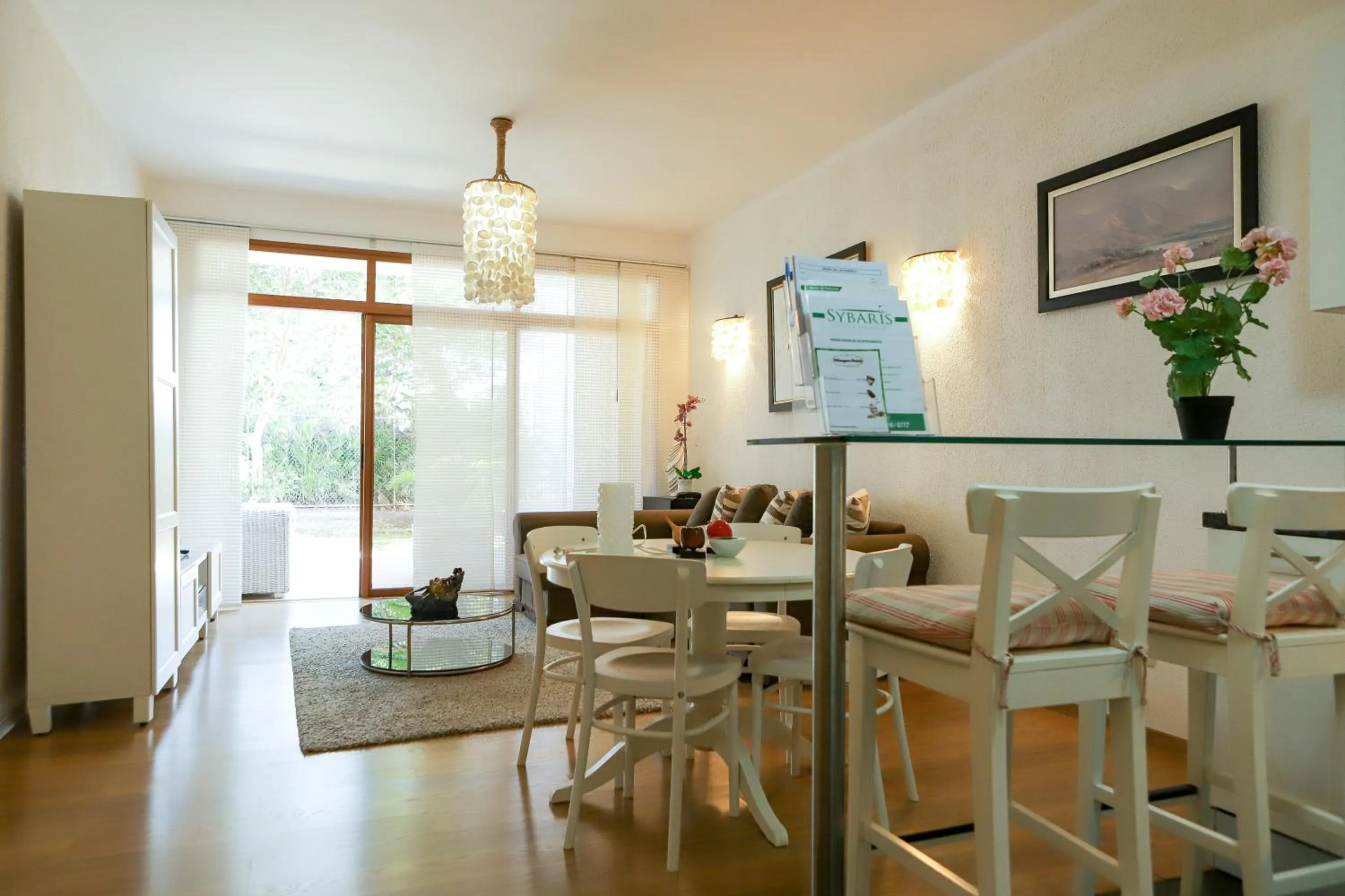 Sybaris Suites & Residences