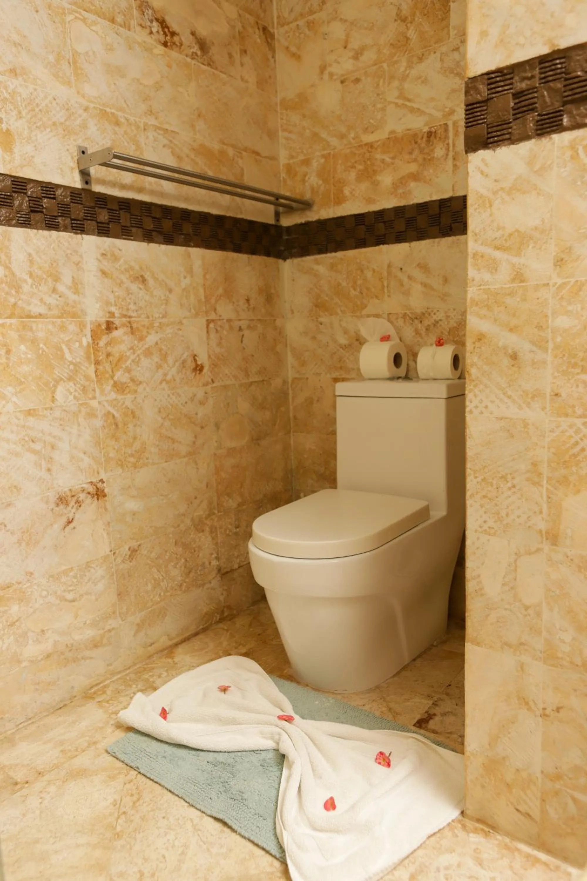 Sybaris Suites & Residences