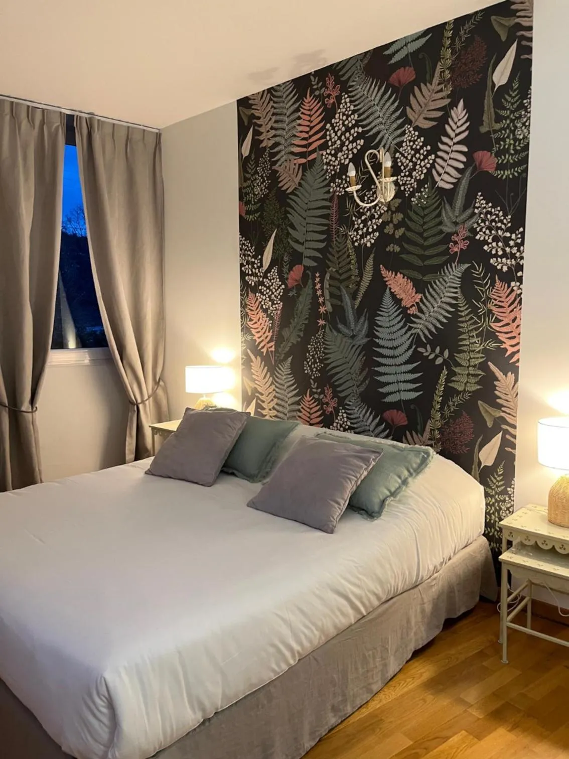 Bedroom, Bed in Logis Hôtel La Bastide des Monges