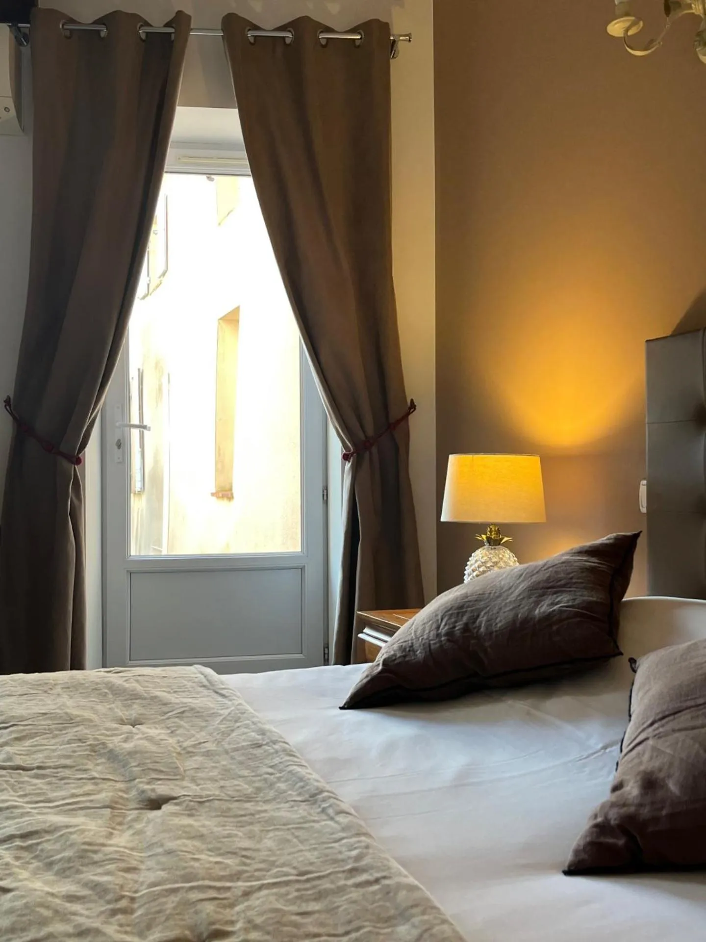 Bedroom, Bed in Logis Hôtel La Bastide des Monges